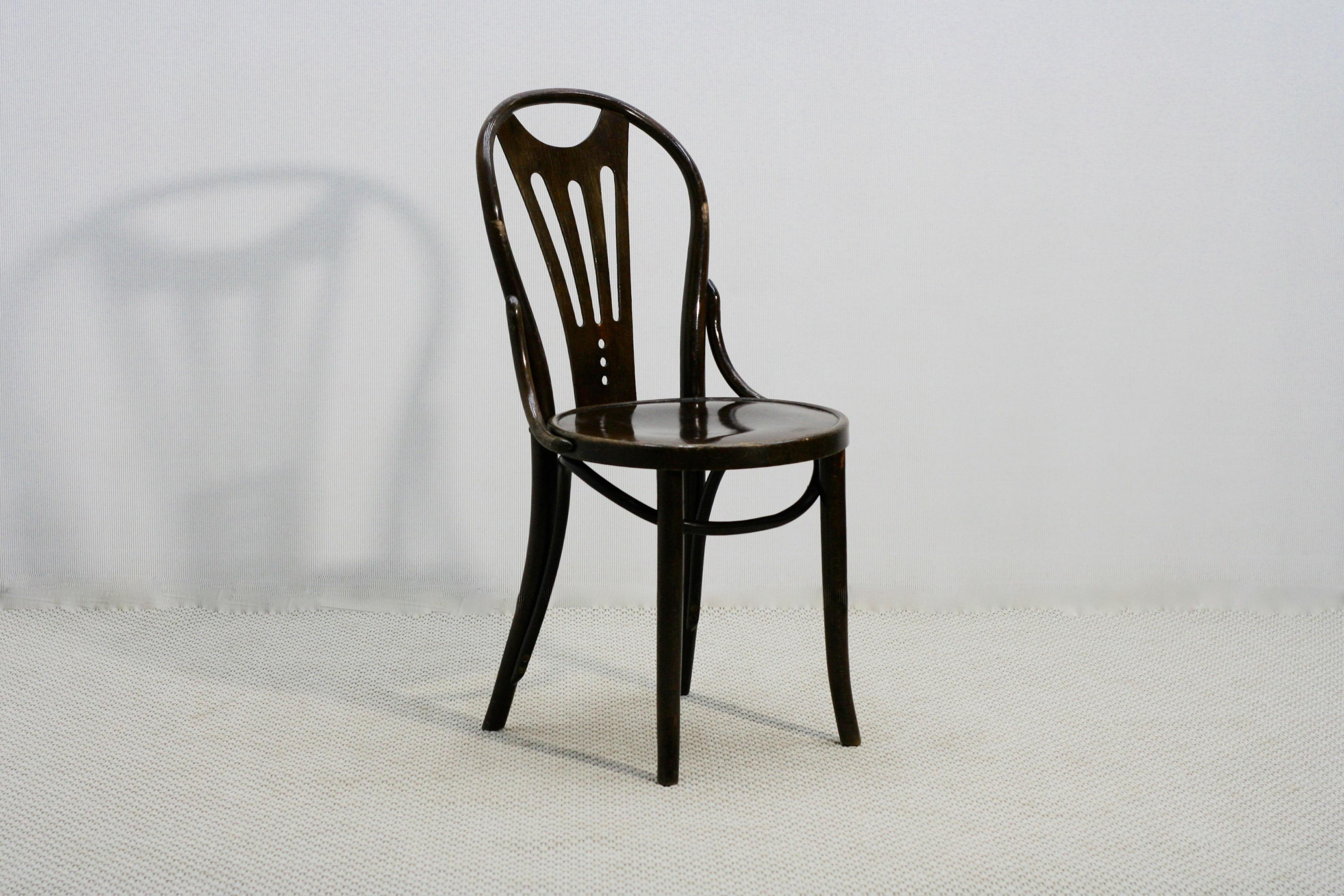 Set of Four Art Nouveau Thonet Style Bentwood Chairs, 1920s In Good Condition In Riga, Latvia