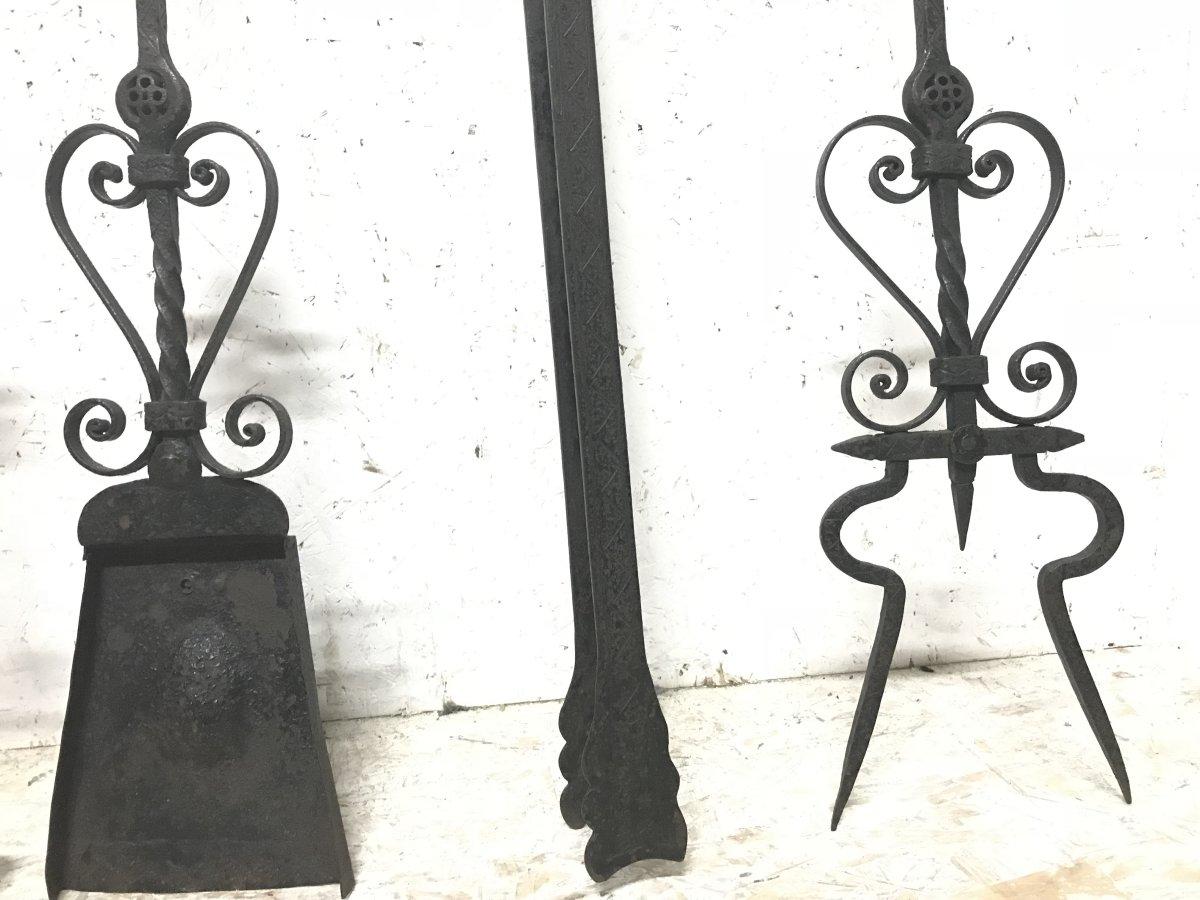 Set of Four Arts & Crafts Hand-Forged Iron Fire Utensils on a Matching Stand 4