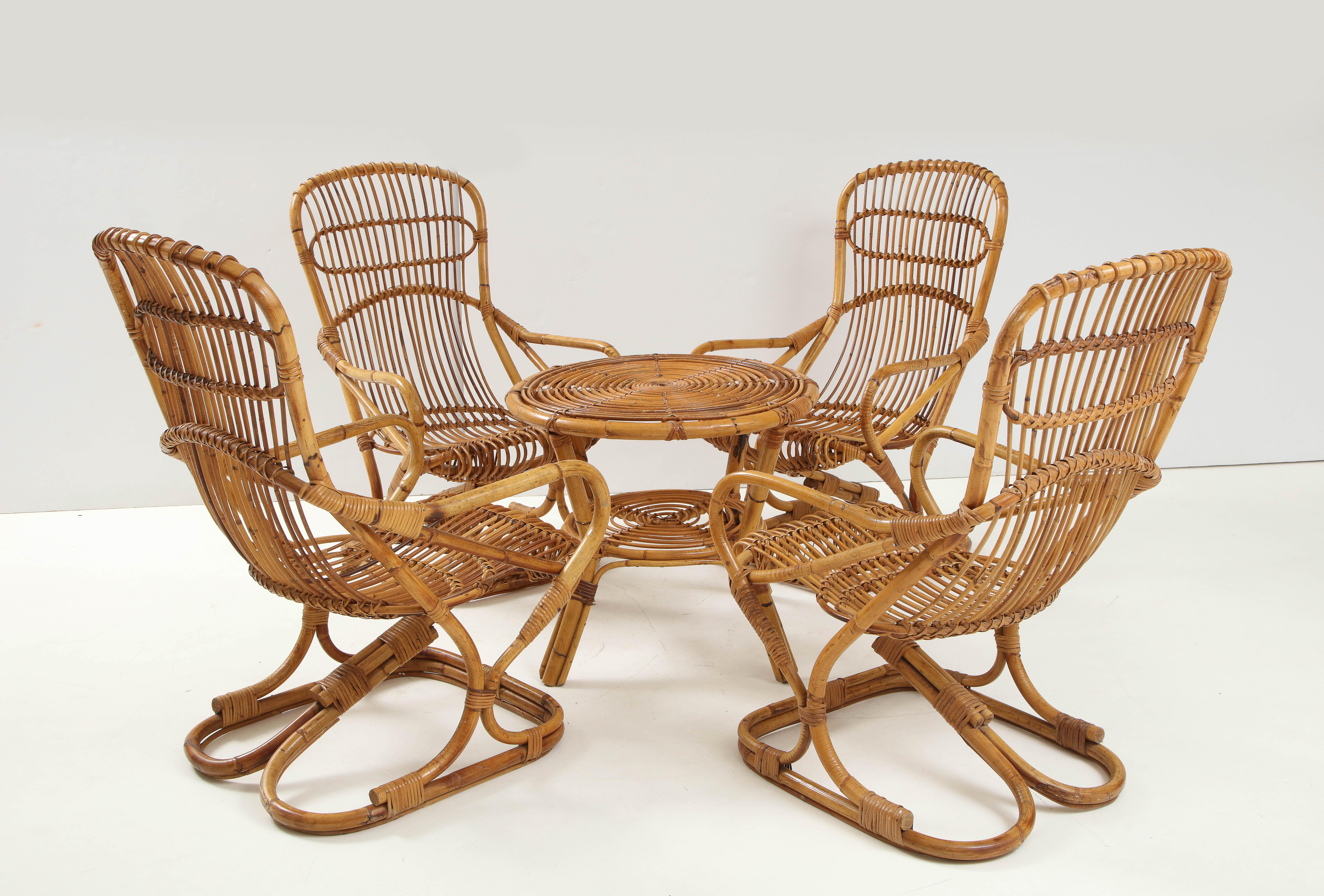 Italian Set of Four Bamboo Armchairs and Table by Bonacina, Italy 1960's For Sale