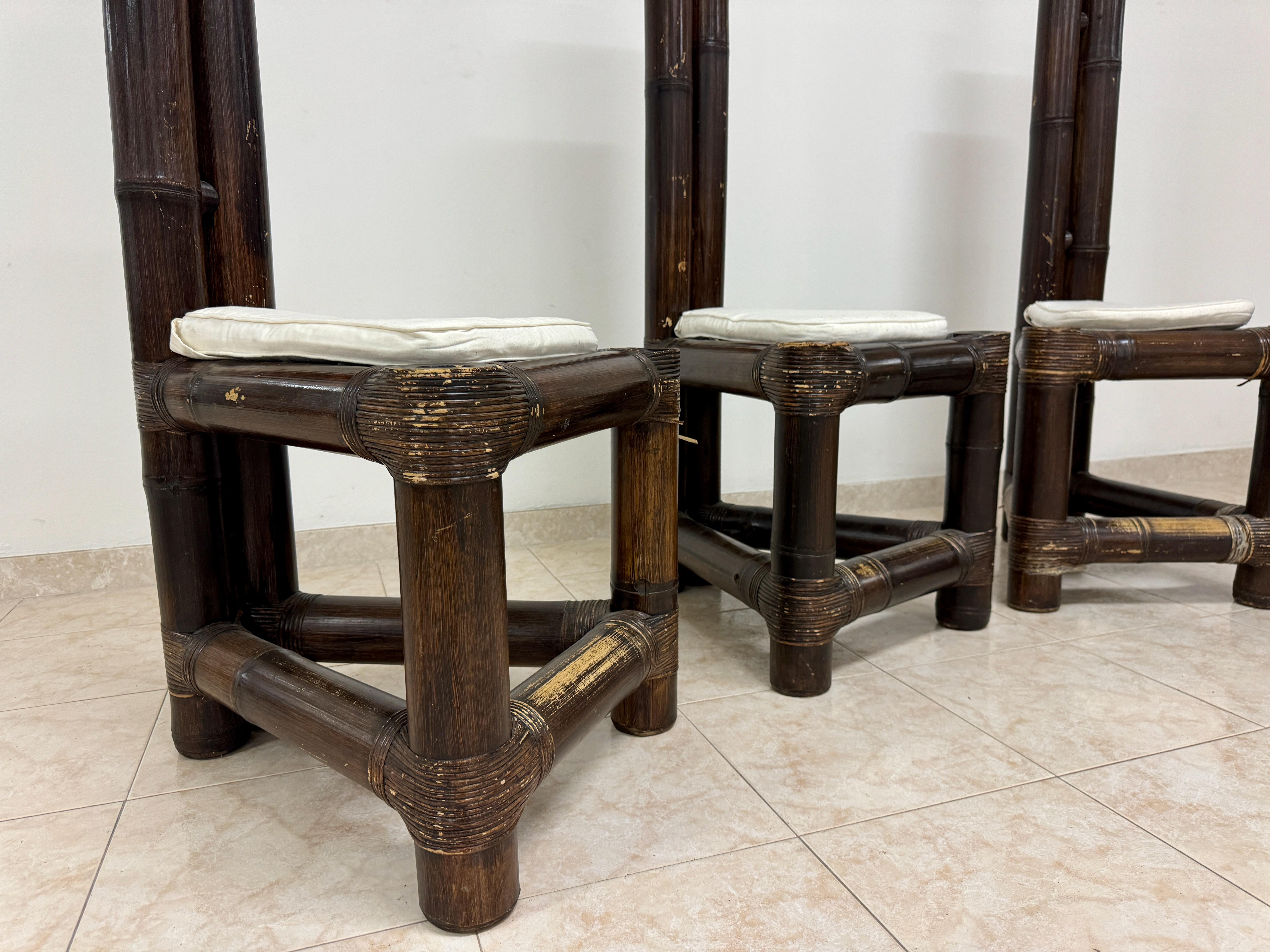 Set di quattro sedie da pranzo in bambù in vendita 2