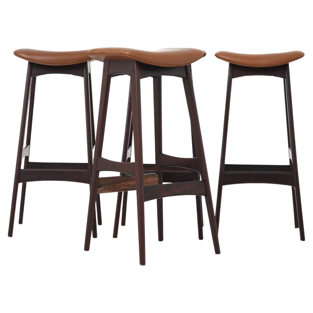 Set of Four Rattan and Leather Bar Stools by McGuire For Sale at 1stDibs