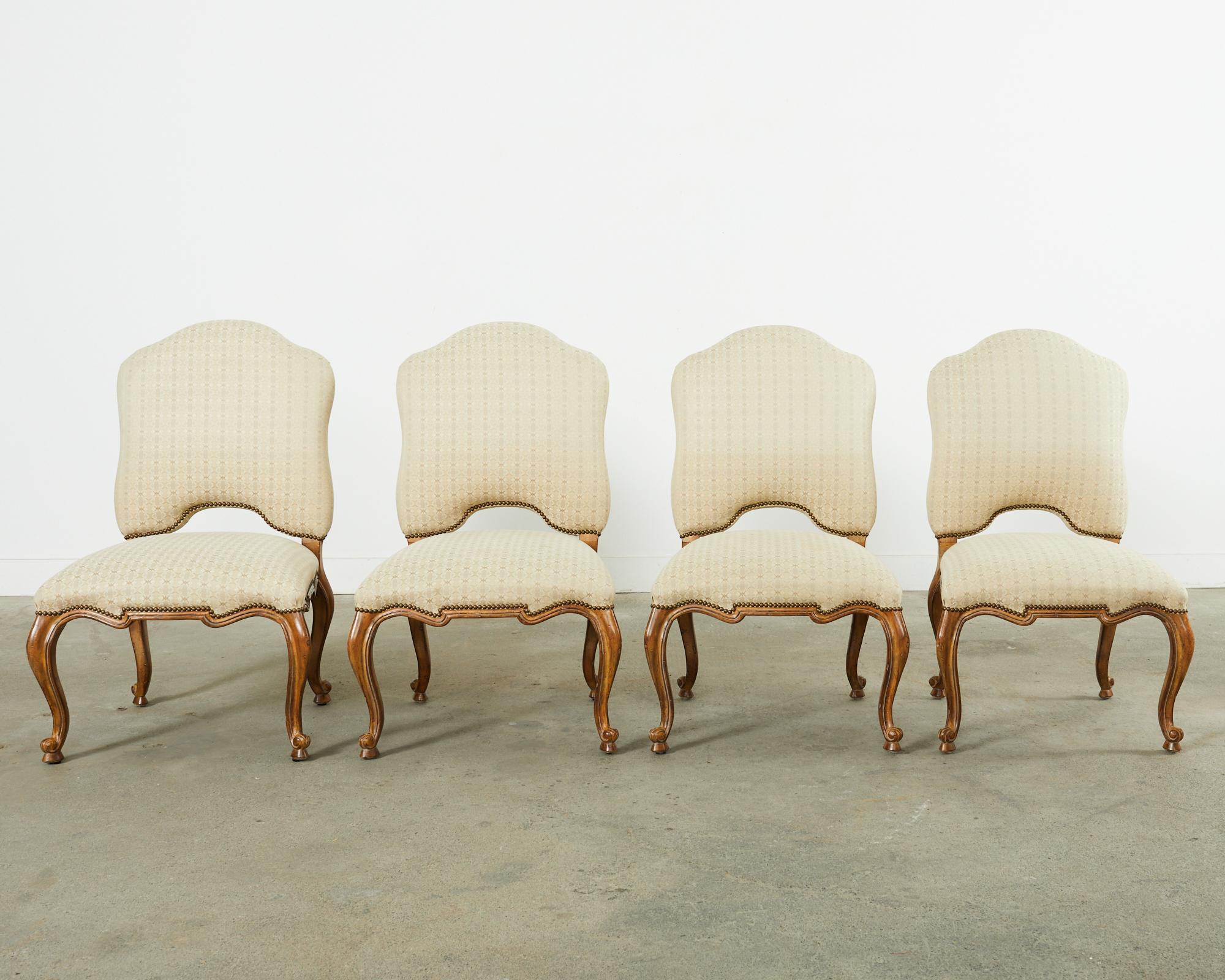 Baroque Ensemble de quatre chaises de salle à manger de style baroque par Kreiss Collection en vente