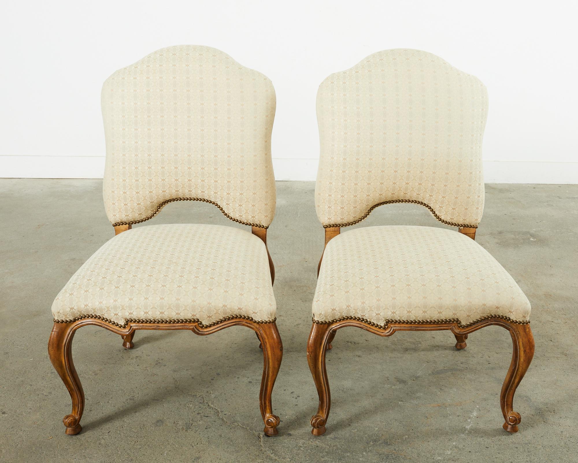 Ensemble de quatre chaises de salle à manger de style baroque par Kreiss Collection Bon état - En vente à Rio Vista, CA