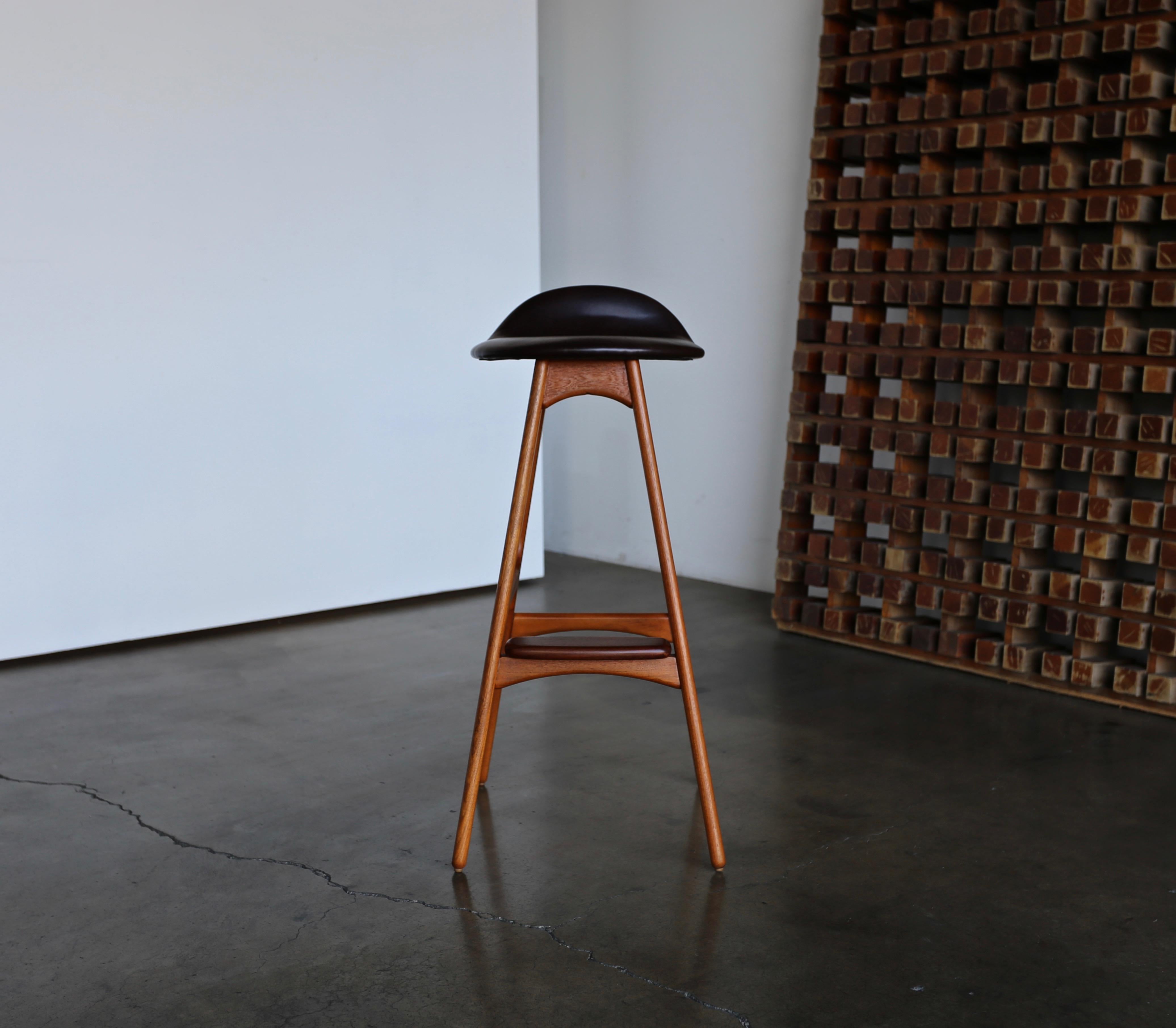 Set of Four Barstools by Erik Buch 2