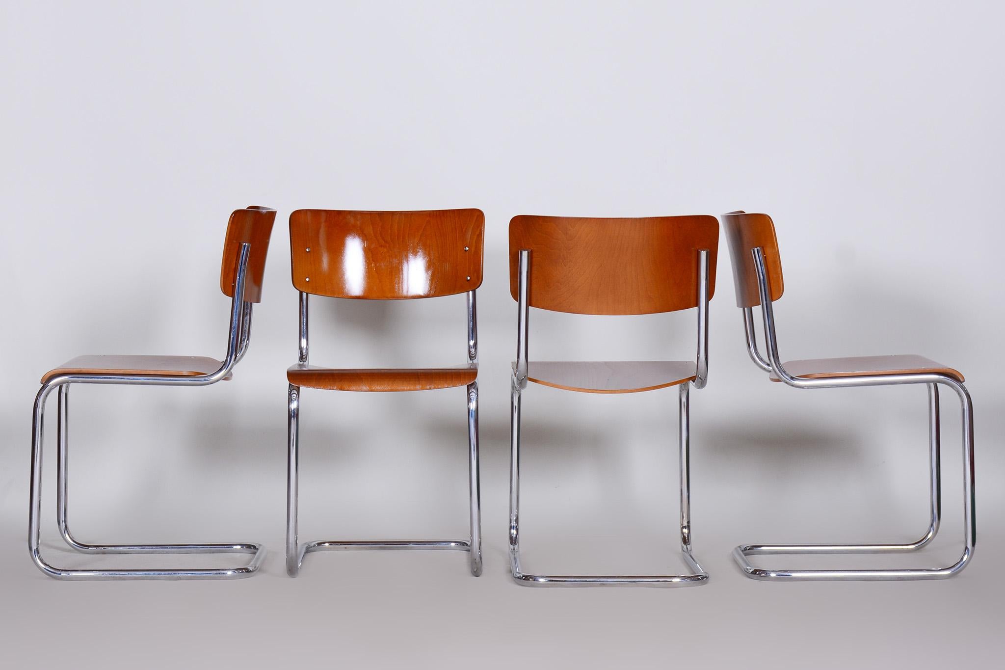 Set of Four Bauhaus Beech Chairs, Restored, Germany, 1930s In Good Condition For Sale In Horomerice, CZ