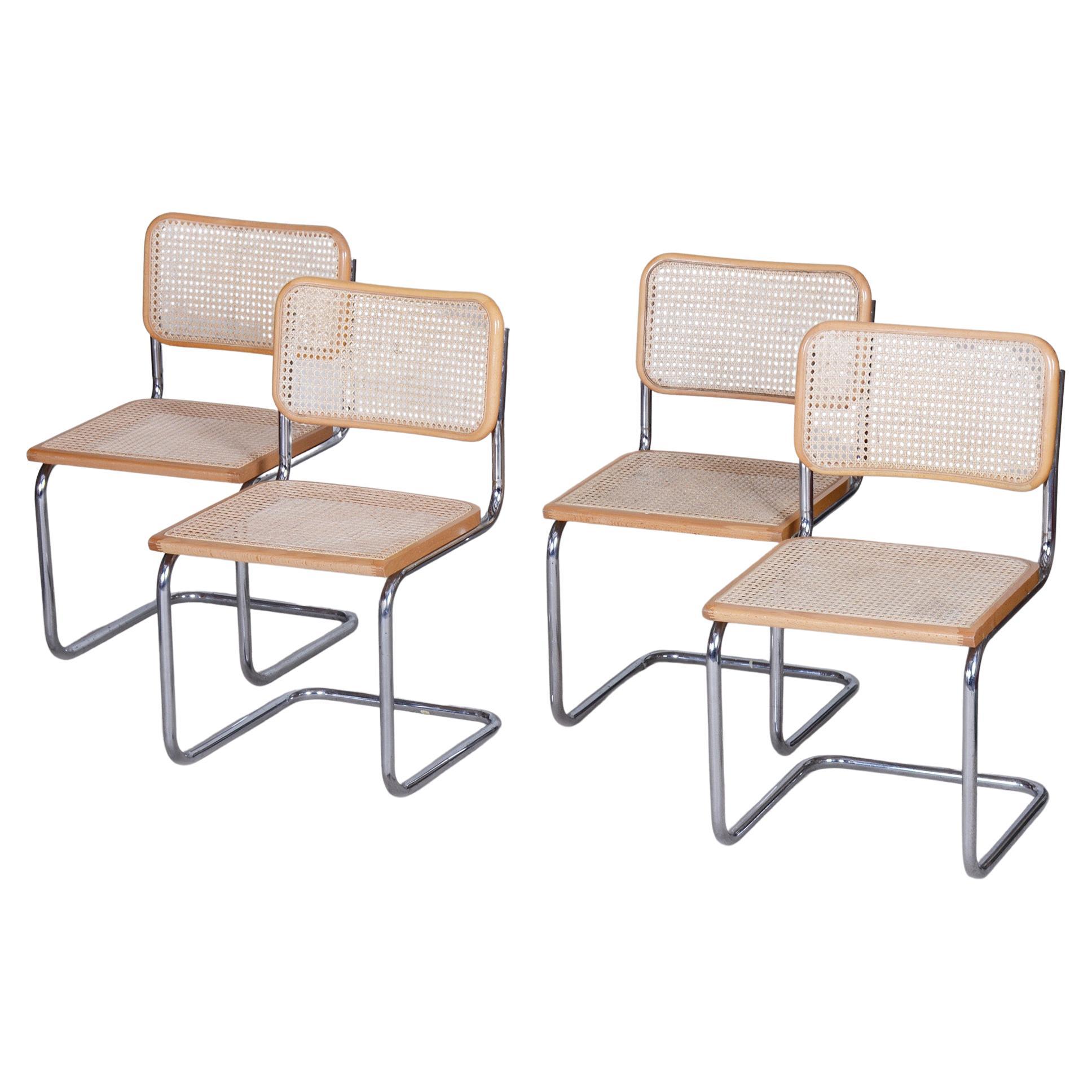 Set Of 4 Bauhaus Cantilever Dining Chairs With Infinity Frame Italy Set Of 4 Bauhaus Cantilever Dining Chairs With Infinity Frame Italy