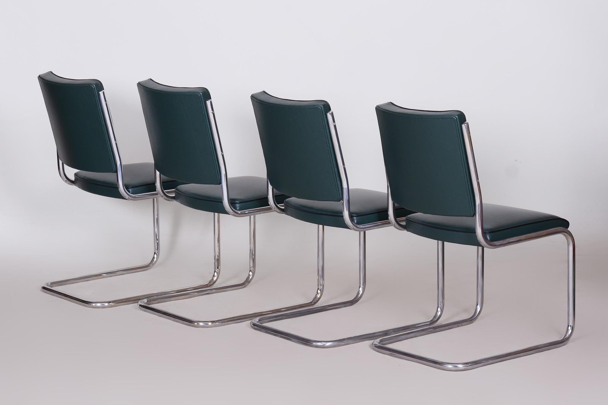 Ensemble de quatre chaises de salle à manger Bauhaus conçues par Anton Lorenz pour Slezak factories en vente 5