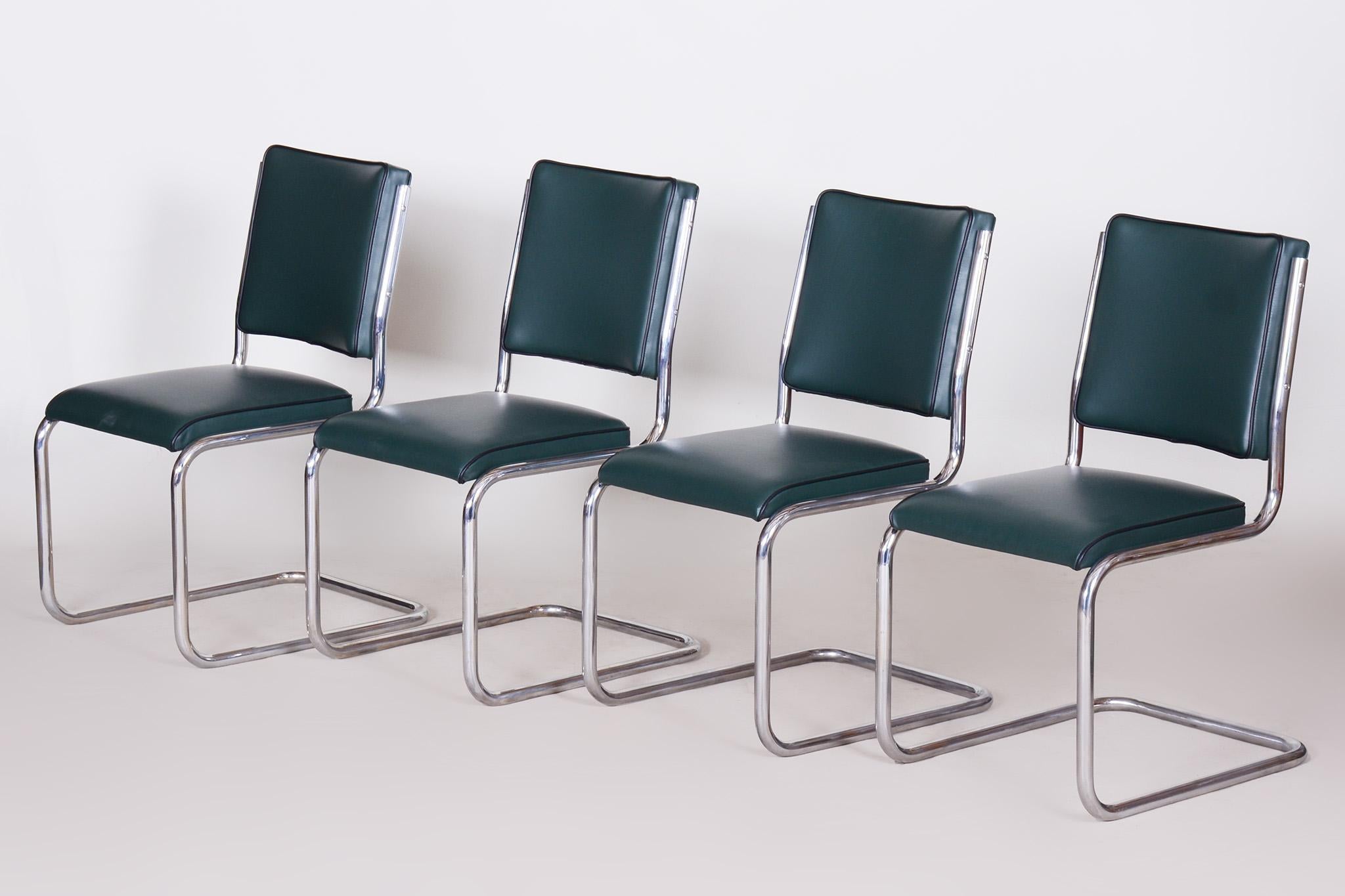 Ensemble de quatre chaises de salle à manger Bauhaus conçues par Anton Lorenz pour Slezak factories en vente 2