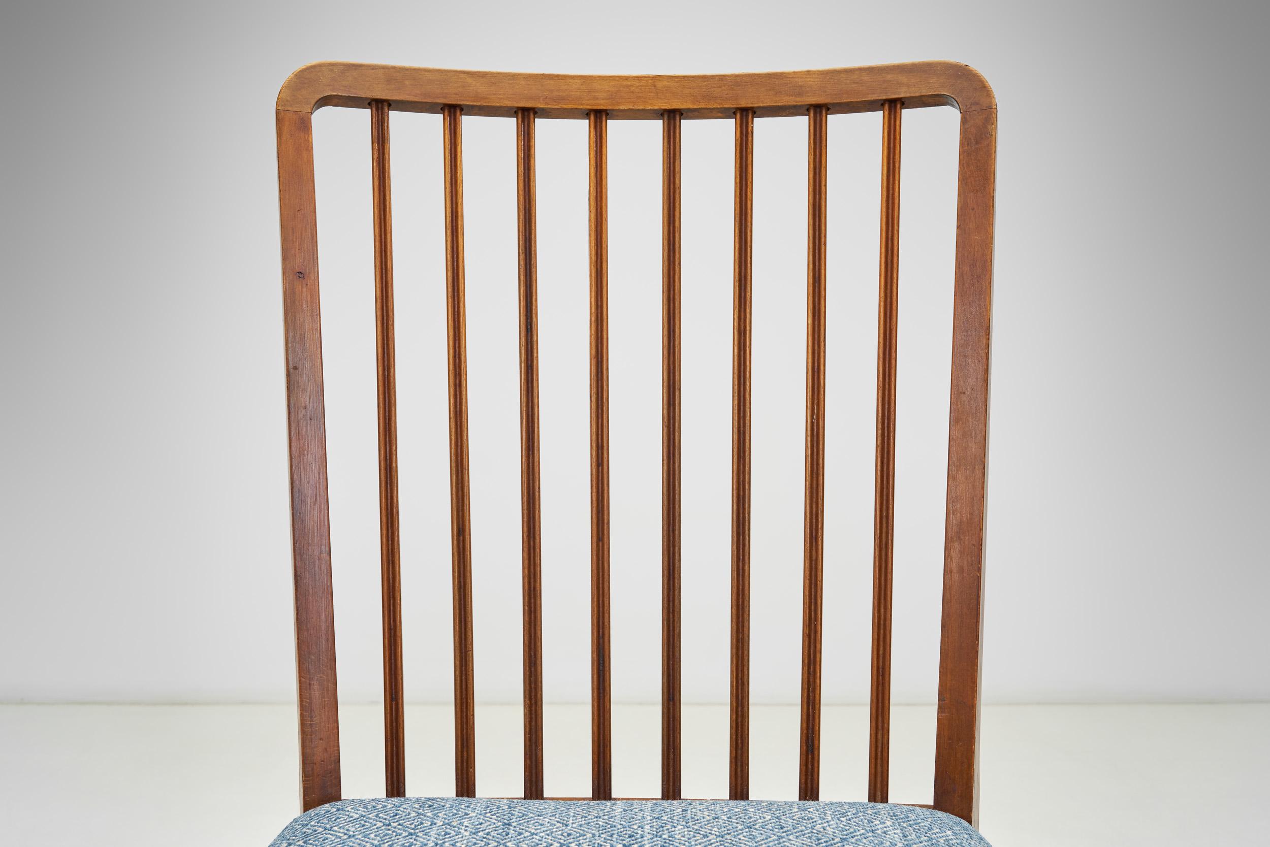 Set of Four Beech Danish Cabinetmaker Dining Chairs, Denmark Mid-20th Century For Sale 3