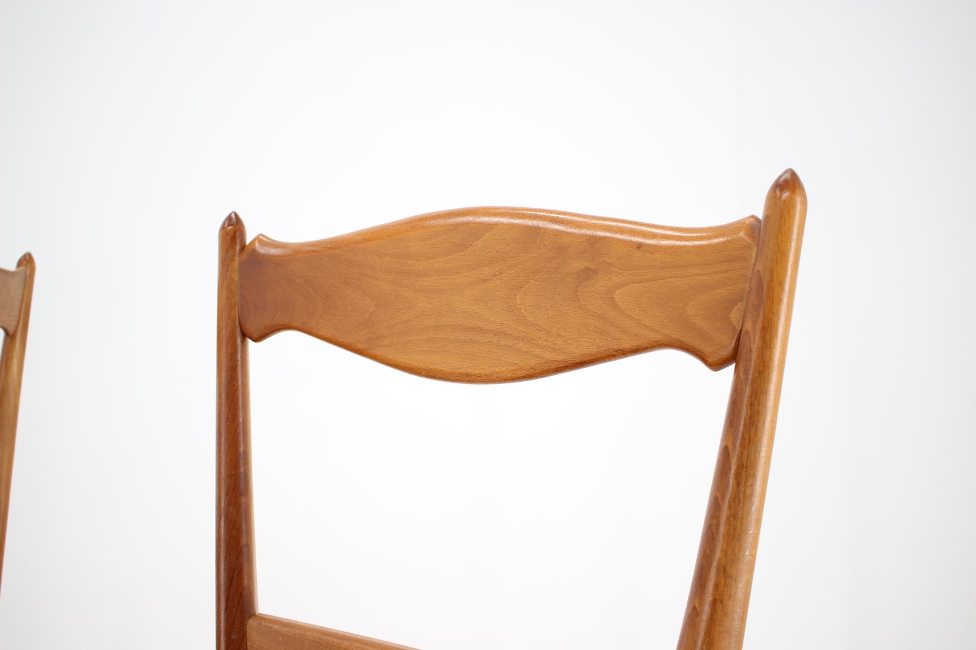 Mid-20th Century Set of Four Beech Dining Chairs, 1960s For Sale