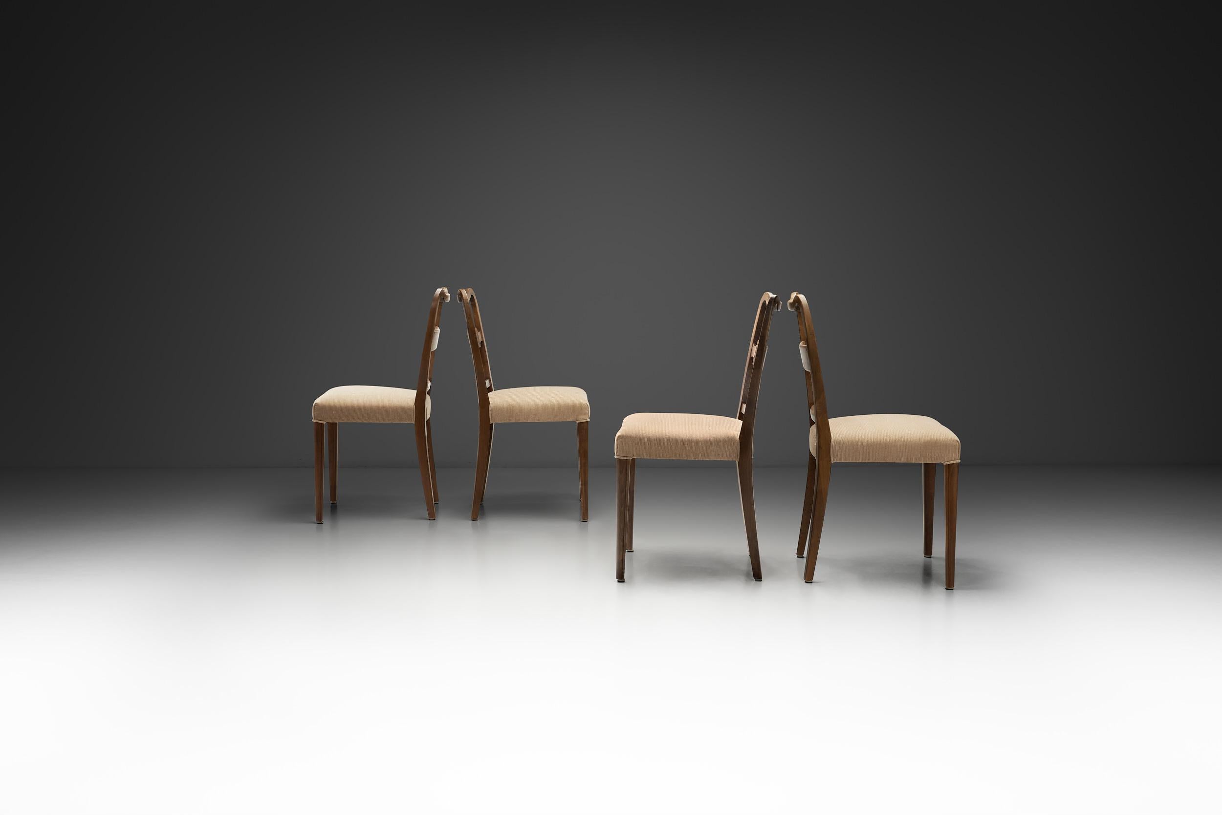 European Set of Four Beech Dining Chairs, Europe Mid-20th Century For Sale