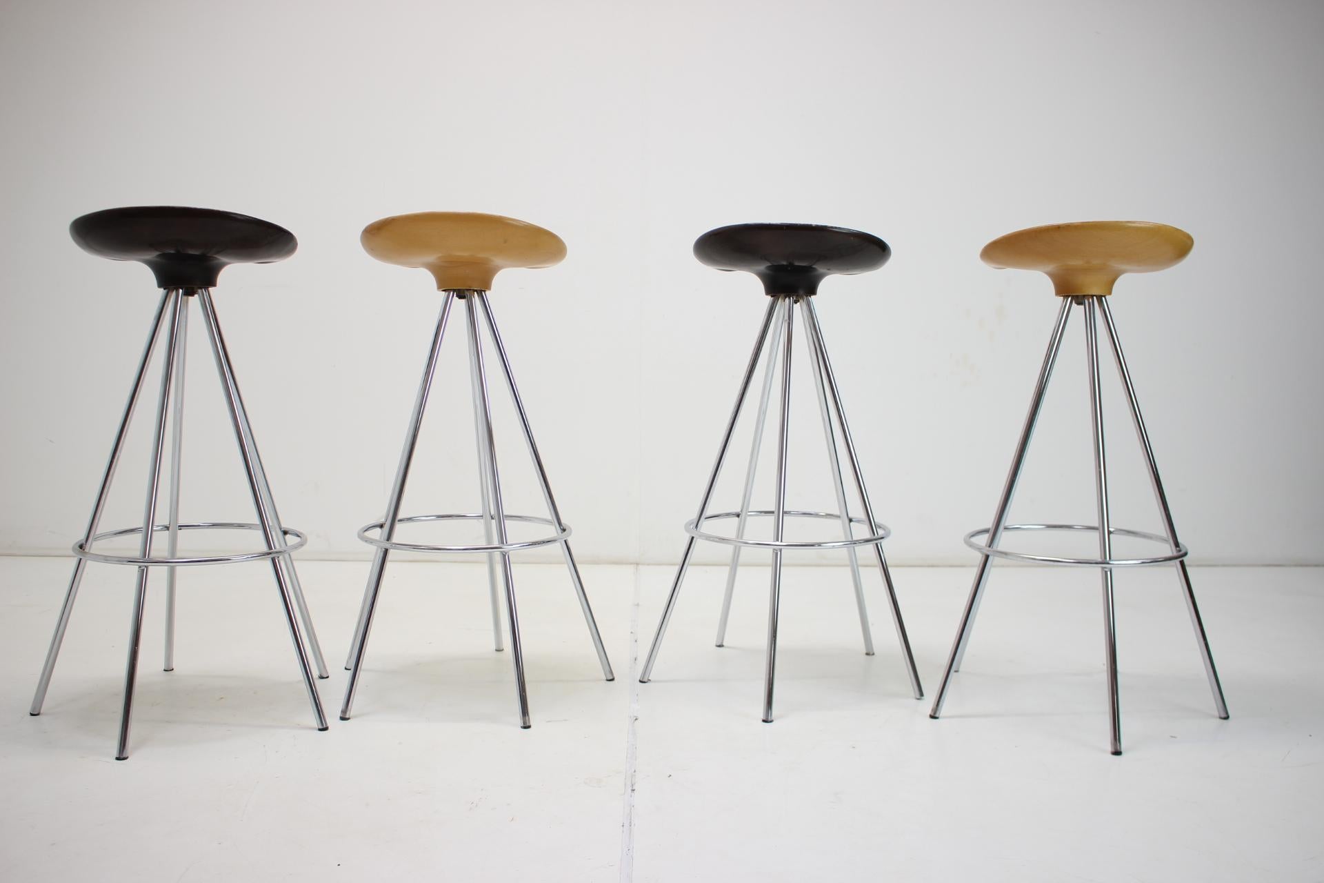Set of Four Beech Jamaica Bar Stools by Pepe Cortés, 1990s For Sale 9