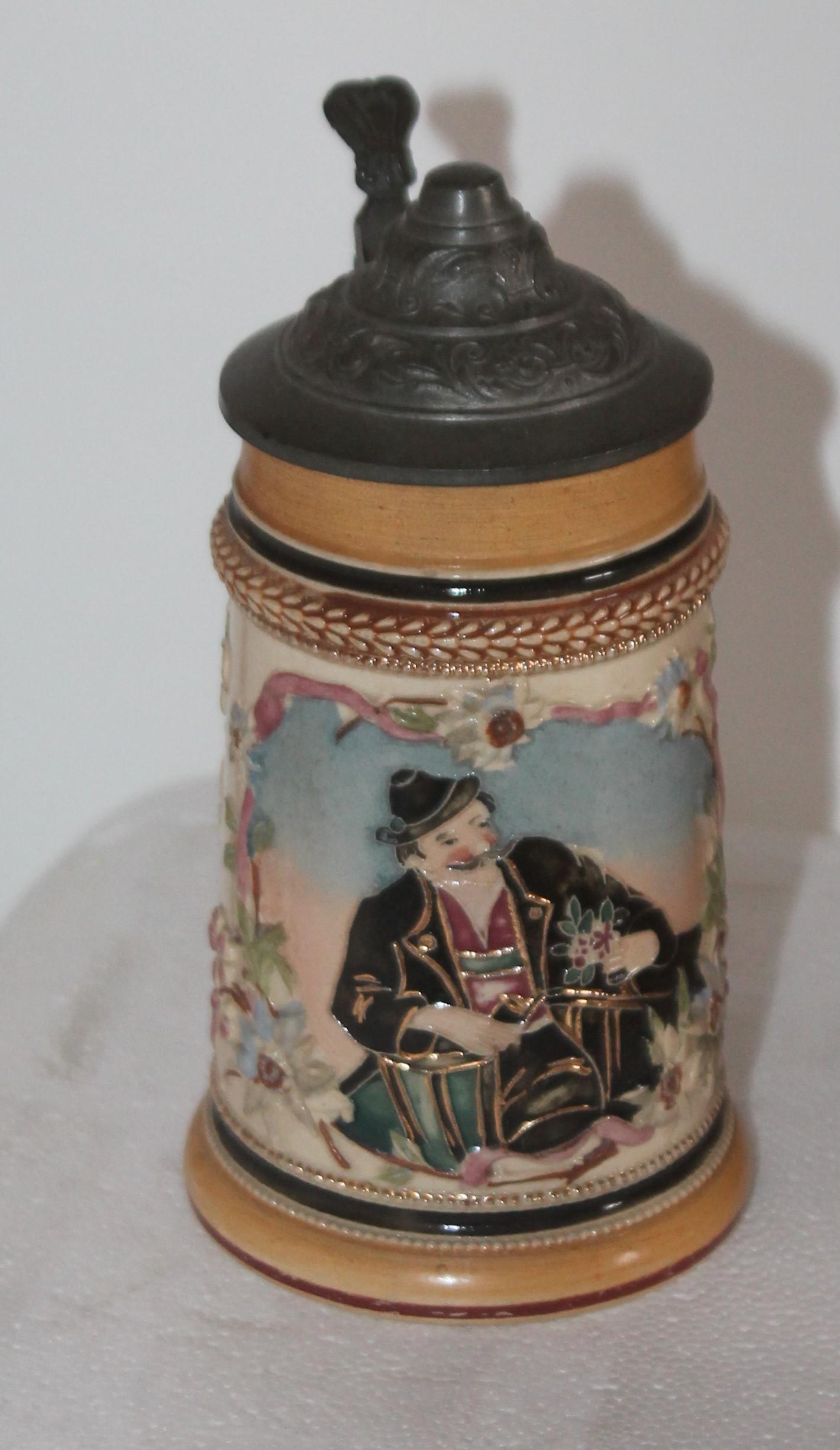 chope de bière en etain