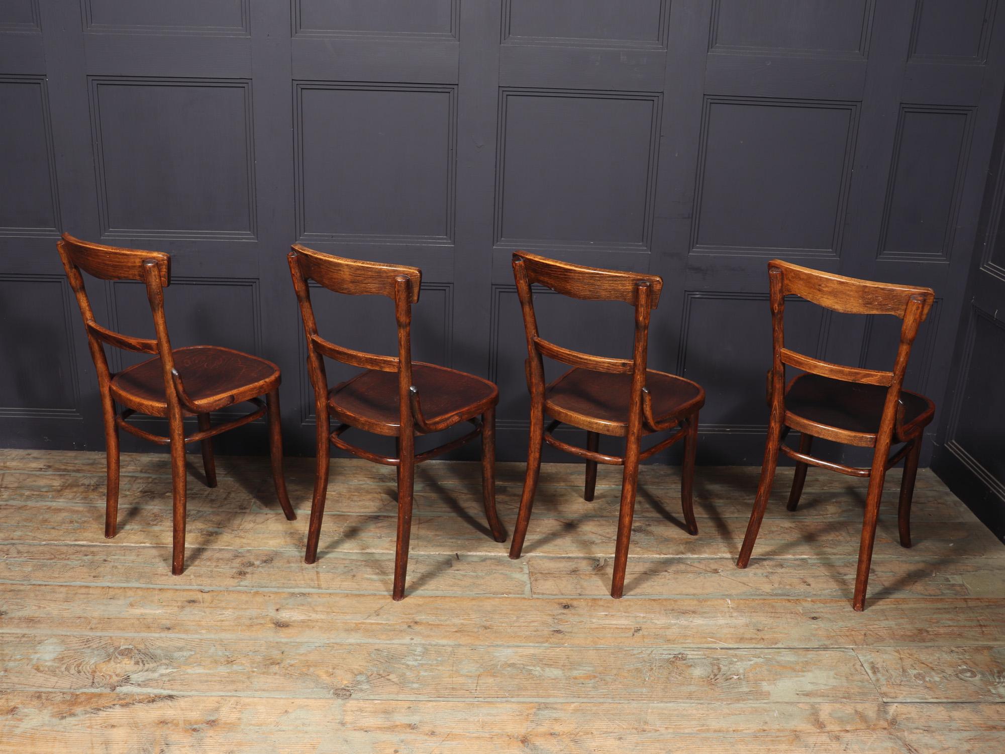 Set of Four Bentwood Chairs by Thonet In Good Condition In Paddock Wood Tonbridge, GB
