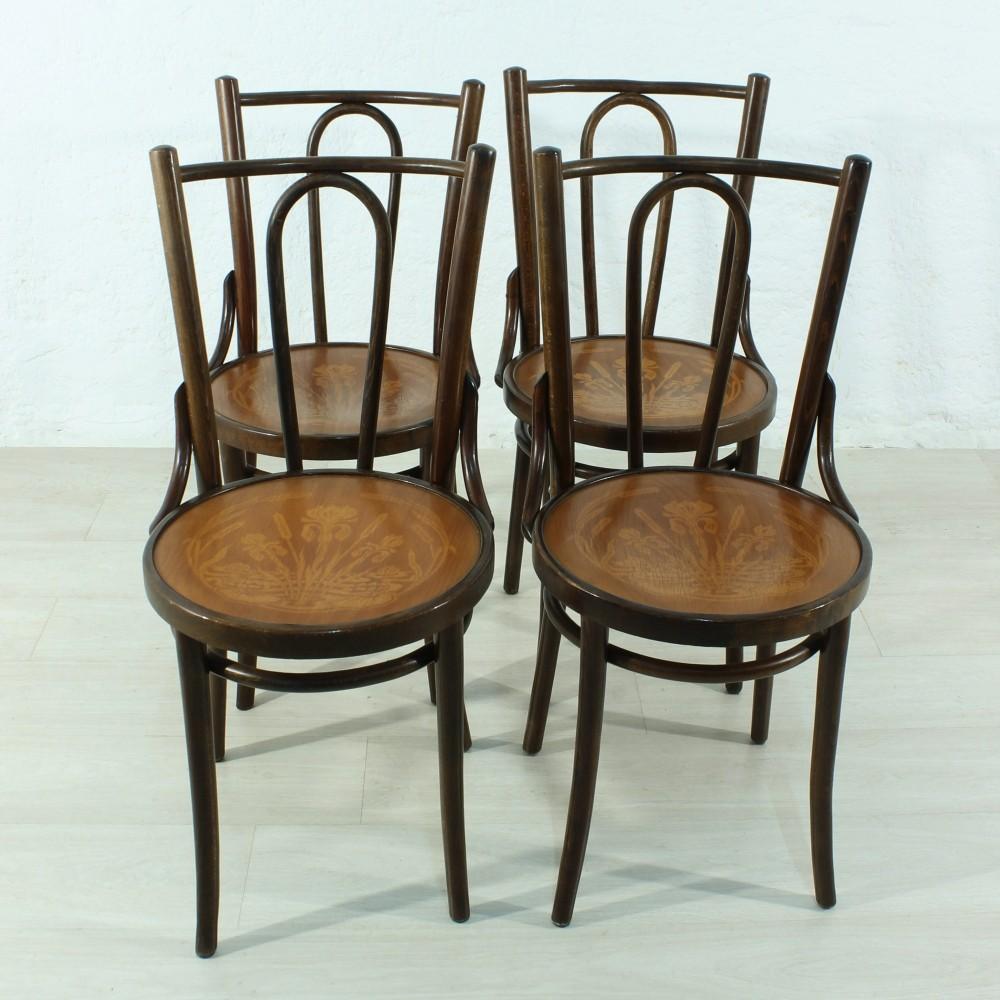 German Set of Four Bentwood Chairs in Thonet Stil