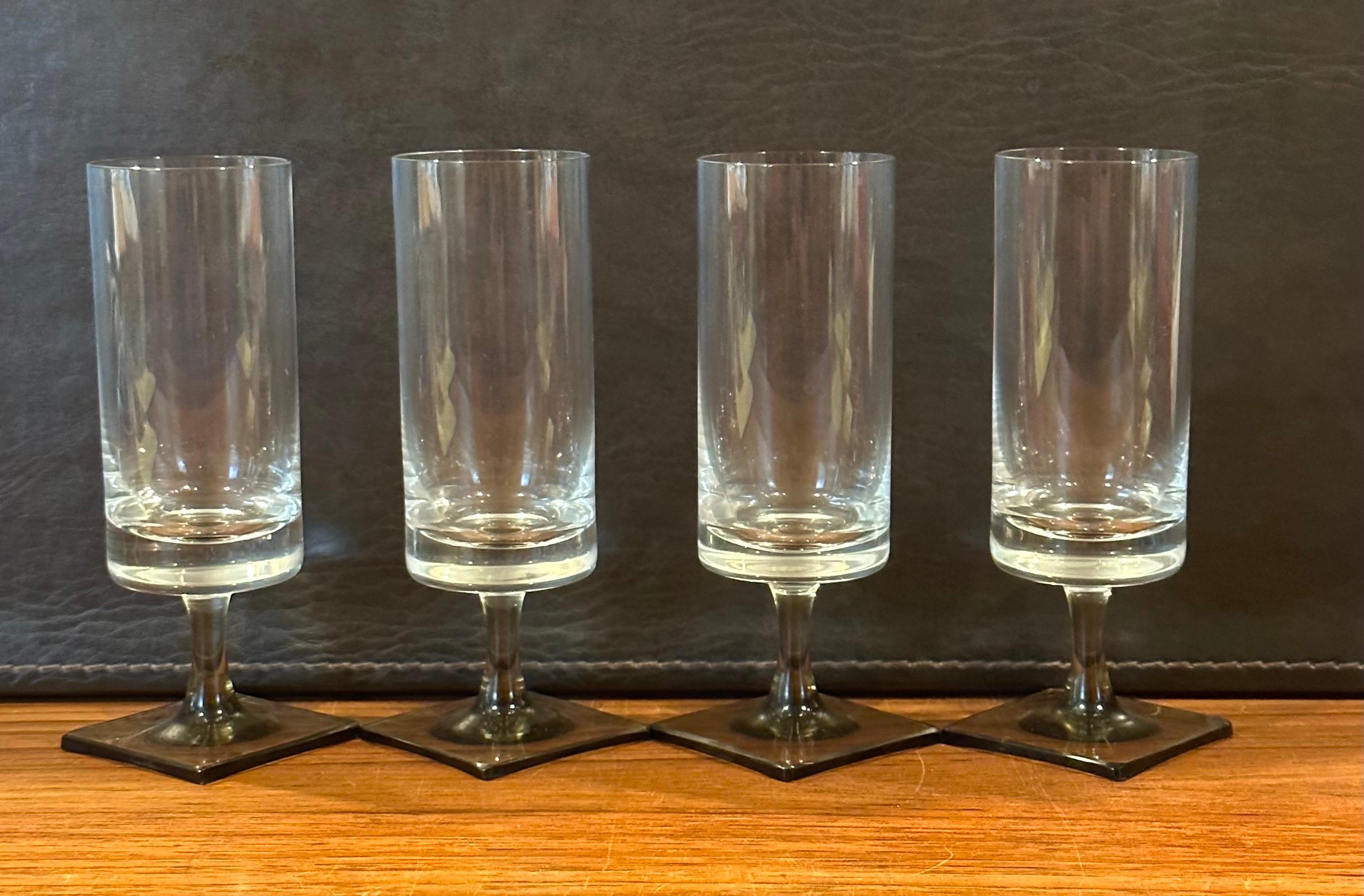 Ensemble de quatre verres à glace à base carrée « Berlin » de G. Butler Jensen pour Rosenthal Bon état - En vente à San Diego, CA