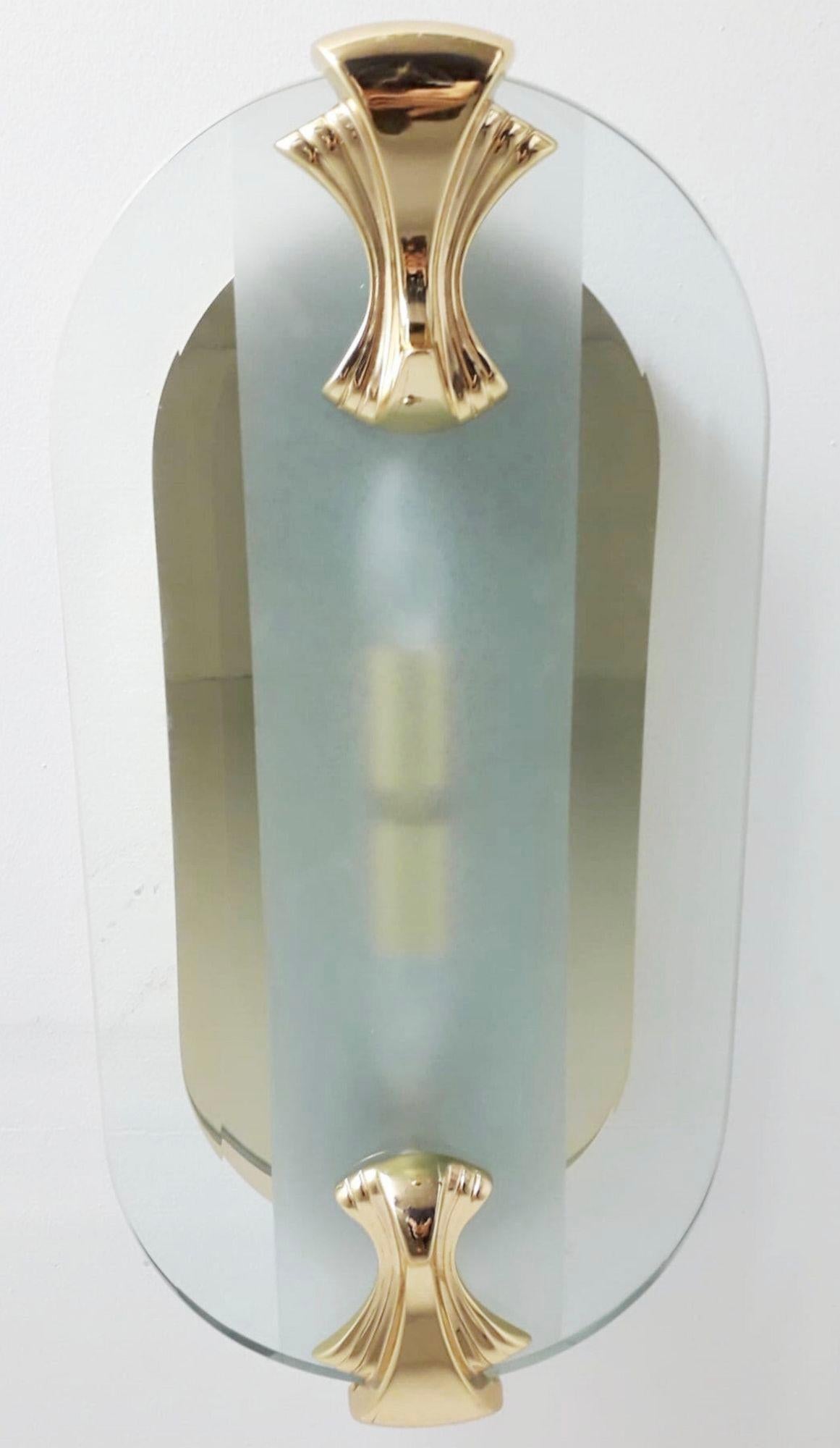 Set of Four Beveled Art Deco Style Sconces by Fratelli Martini. Italy, 1970's. For Sale 2