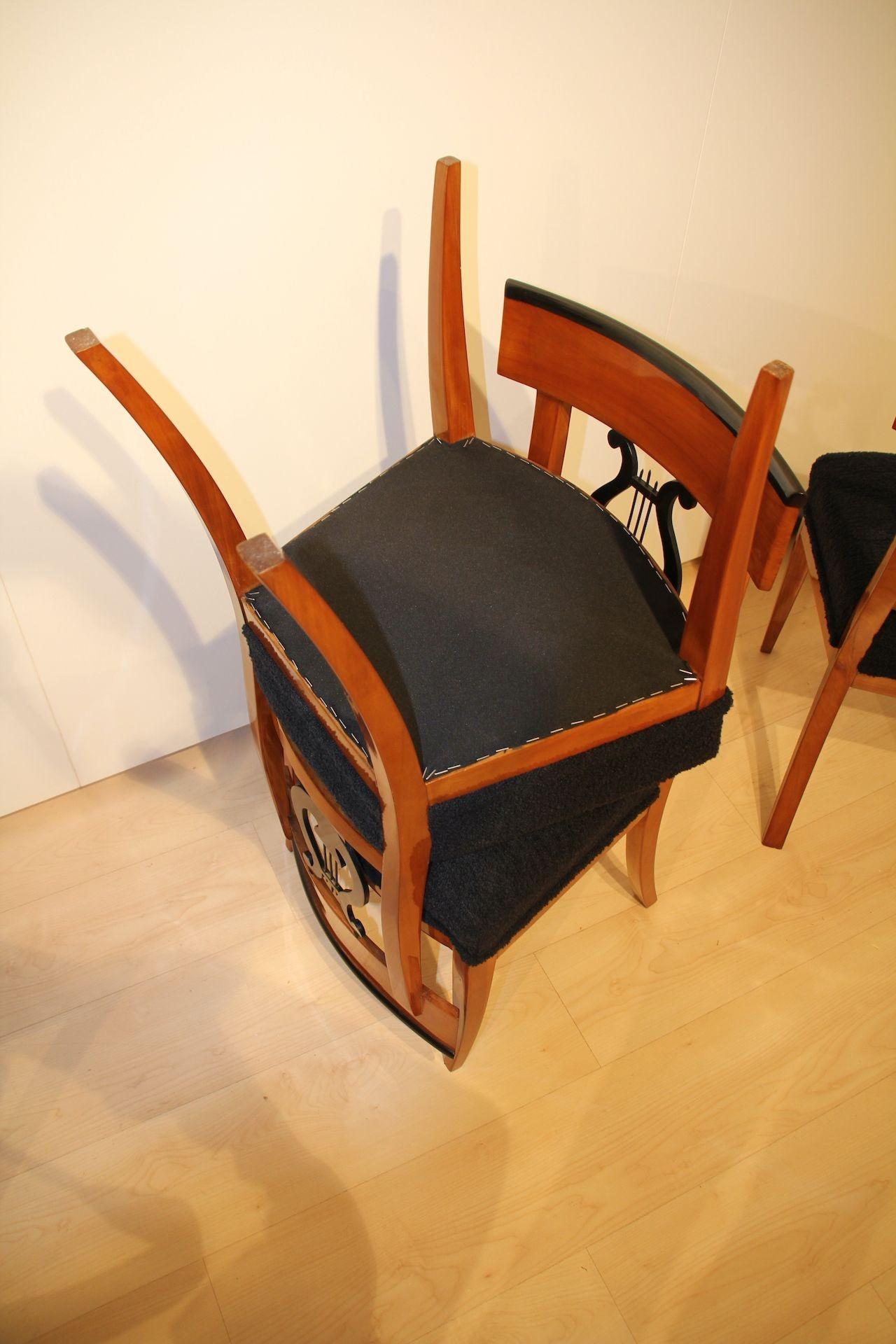 Set of Four Biedermeier Chairs, Cherry Wood, South Germany circa 1830 14