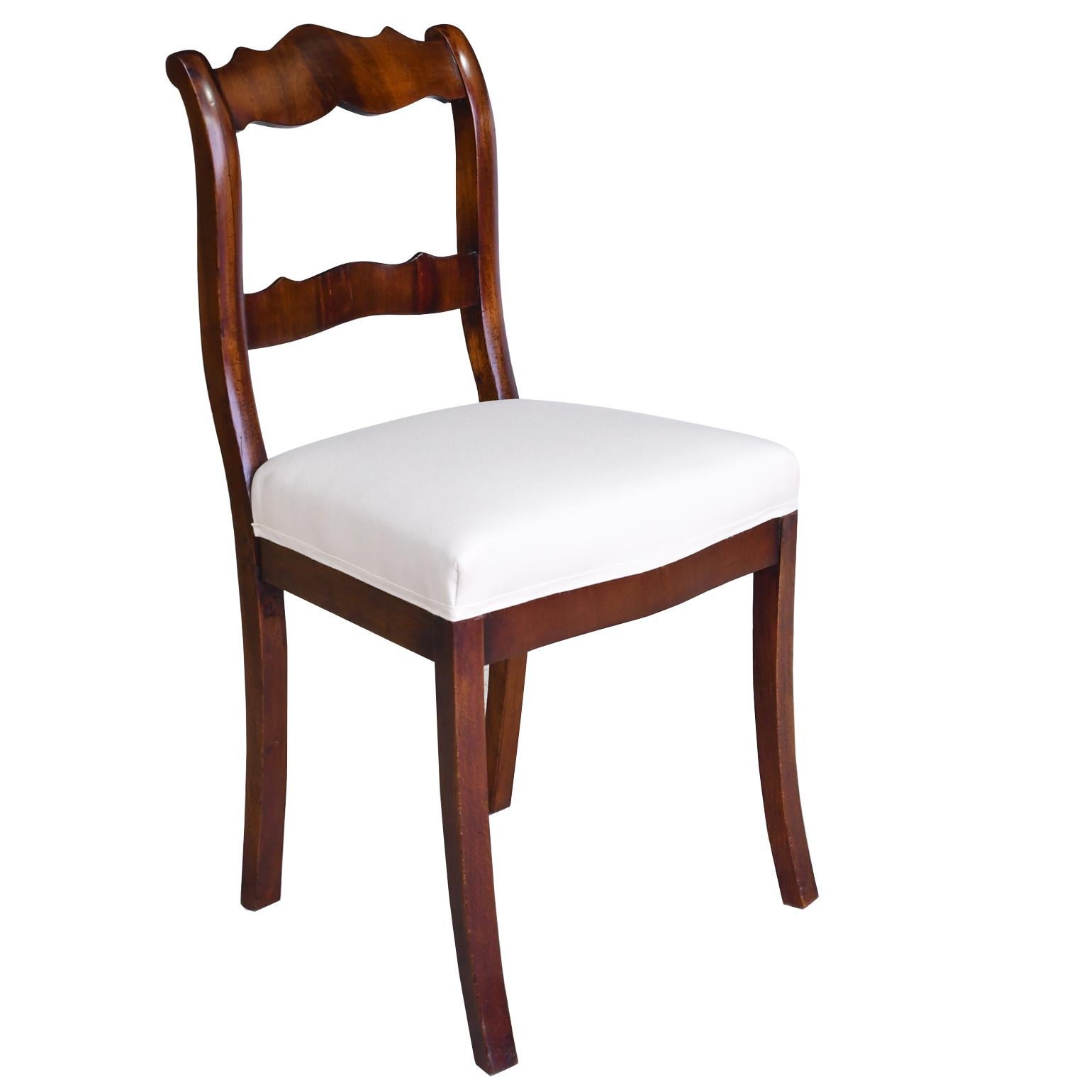 Set of Four Biedermeier Dining Chairs in Mahogany, Lower Saxony, Germany For Sale 2
