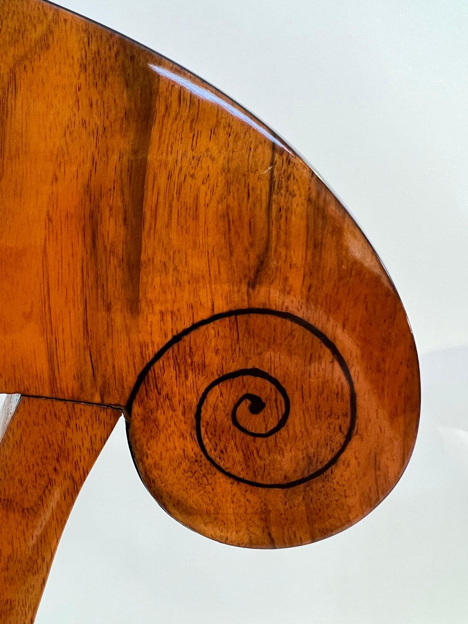 Ensemble de quatre chaises à pelle Biedermeier, noyer, encre, Autriche vers 1830 en vente 9