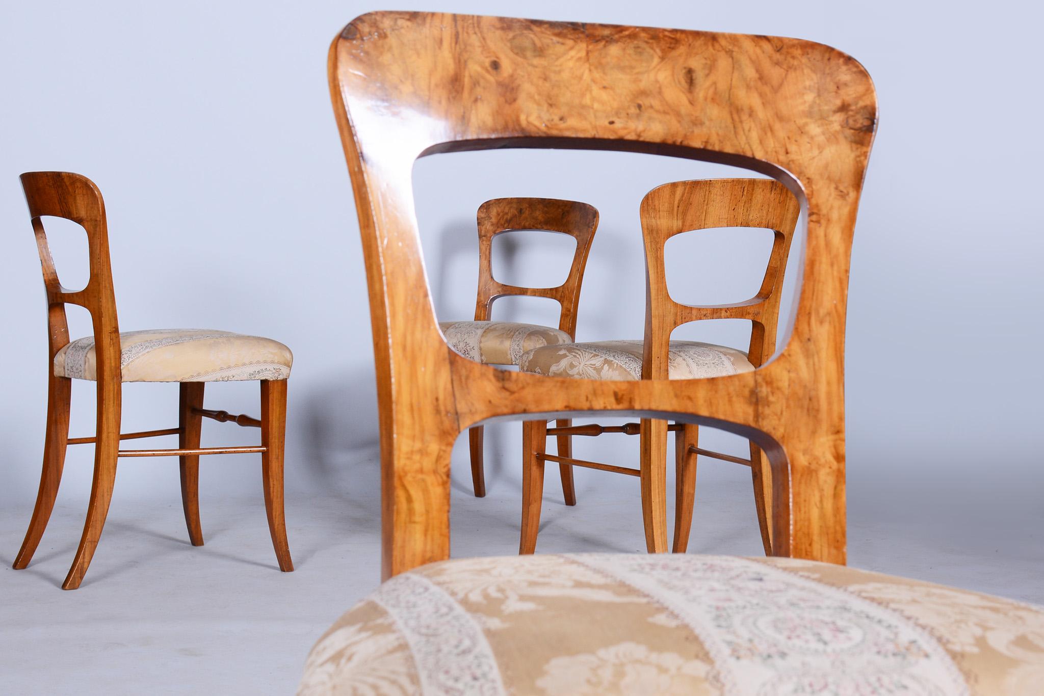 Set of Four Biedermeier Walnut Chairs, Original Condition, Czechia, 1830s For Sale 6