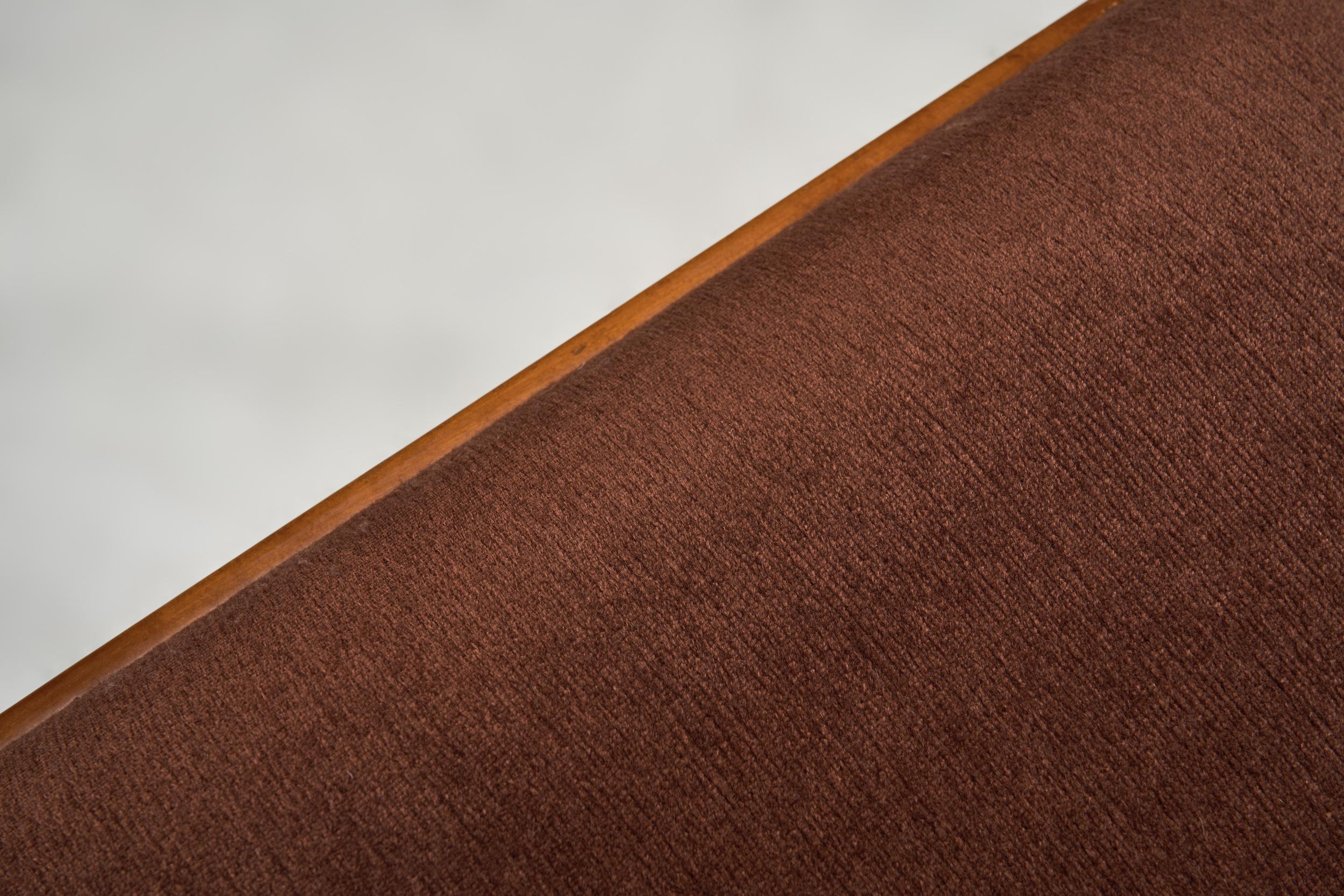 Ensemble de quatre chaises de salle à manger en bouleau, Suède, années 1940 3