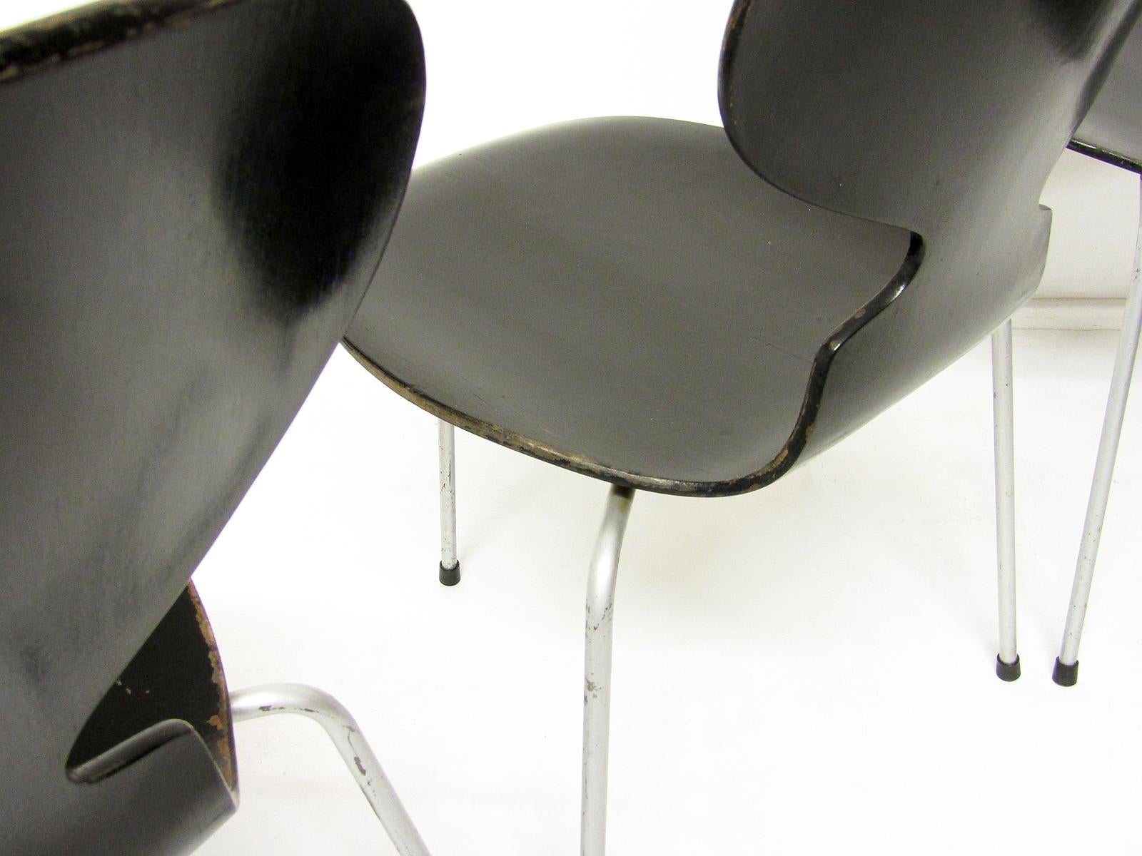 Set of Four Black 1950s Danish Ant Chairs by Arne Jacobsen for Fritz Hansen 1