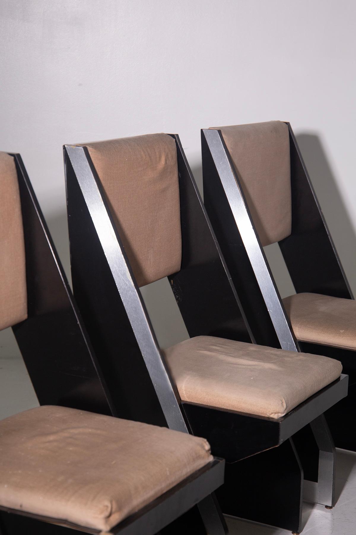Late 20th Century Set of four black Italian post modern chairs For Sale