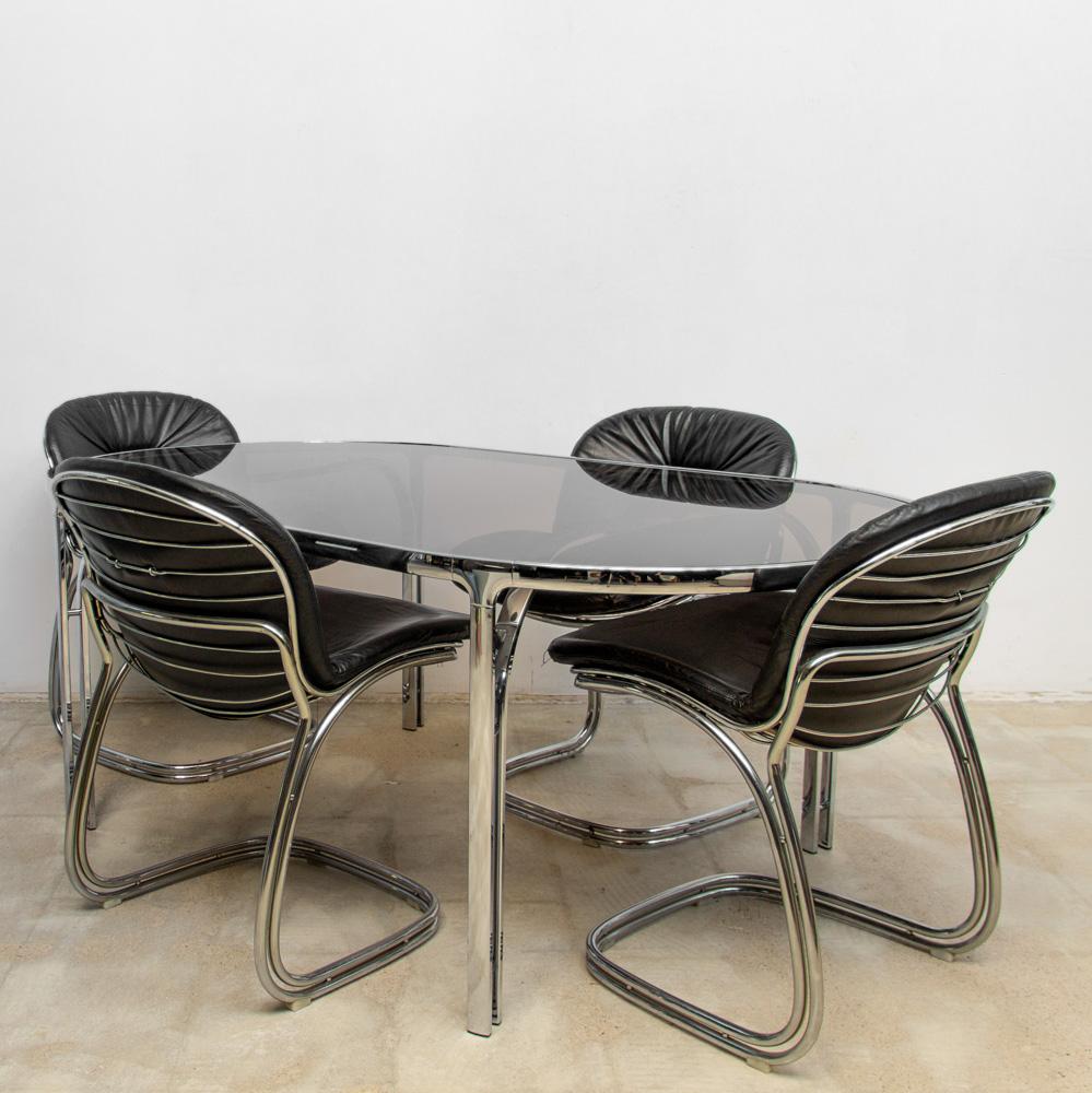 Set of Four Black Italian Sabrina Chairs & Glass Table, Gastone Rinaldi for Rima In Good Condition In Hilversum, NL