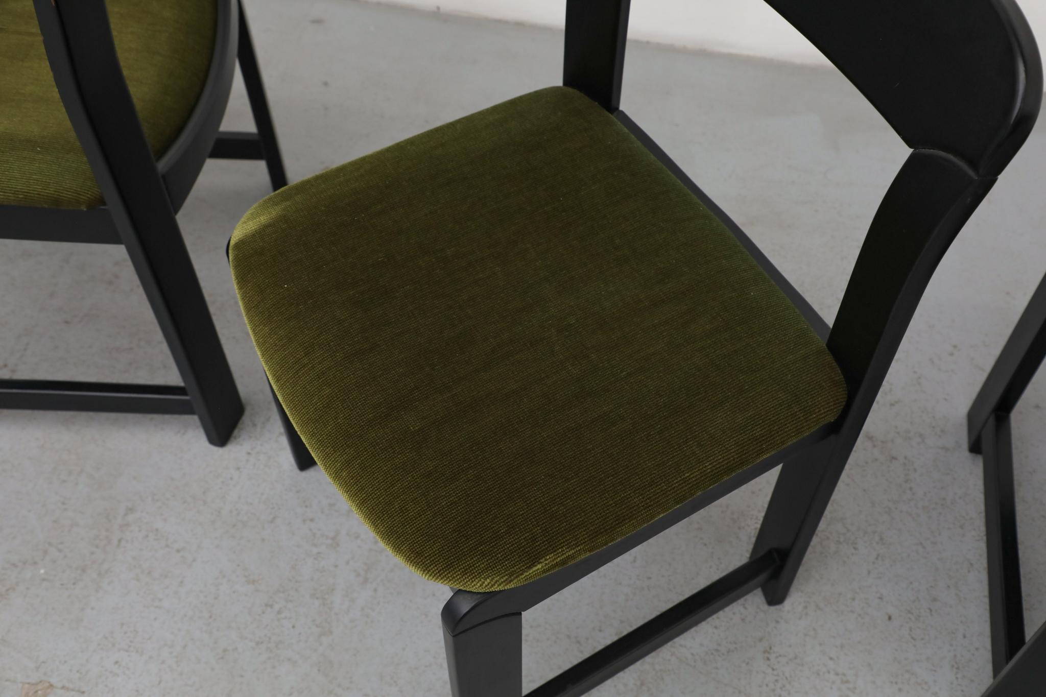 Set of Four Black Lacquer & Green Rizzo Style Dining Chairs im Angebot 2