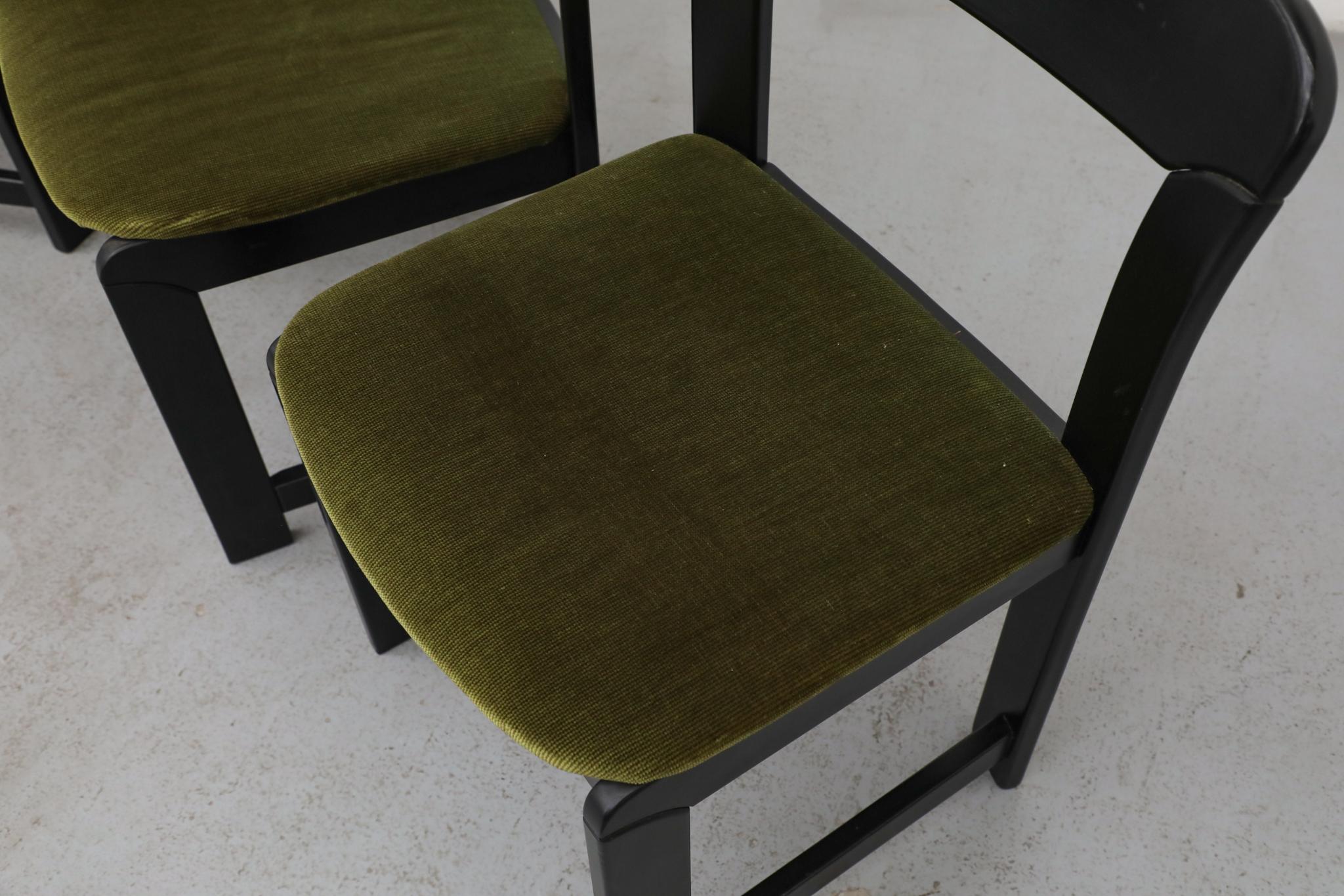 Set of Four Black Lacquer & Green Rizzo Style Dining Chairs im Angebot 3