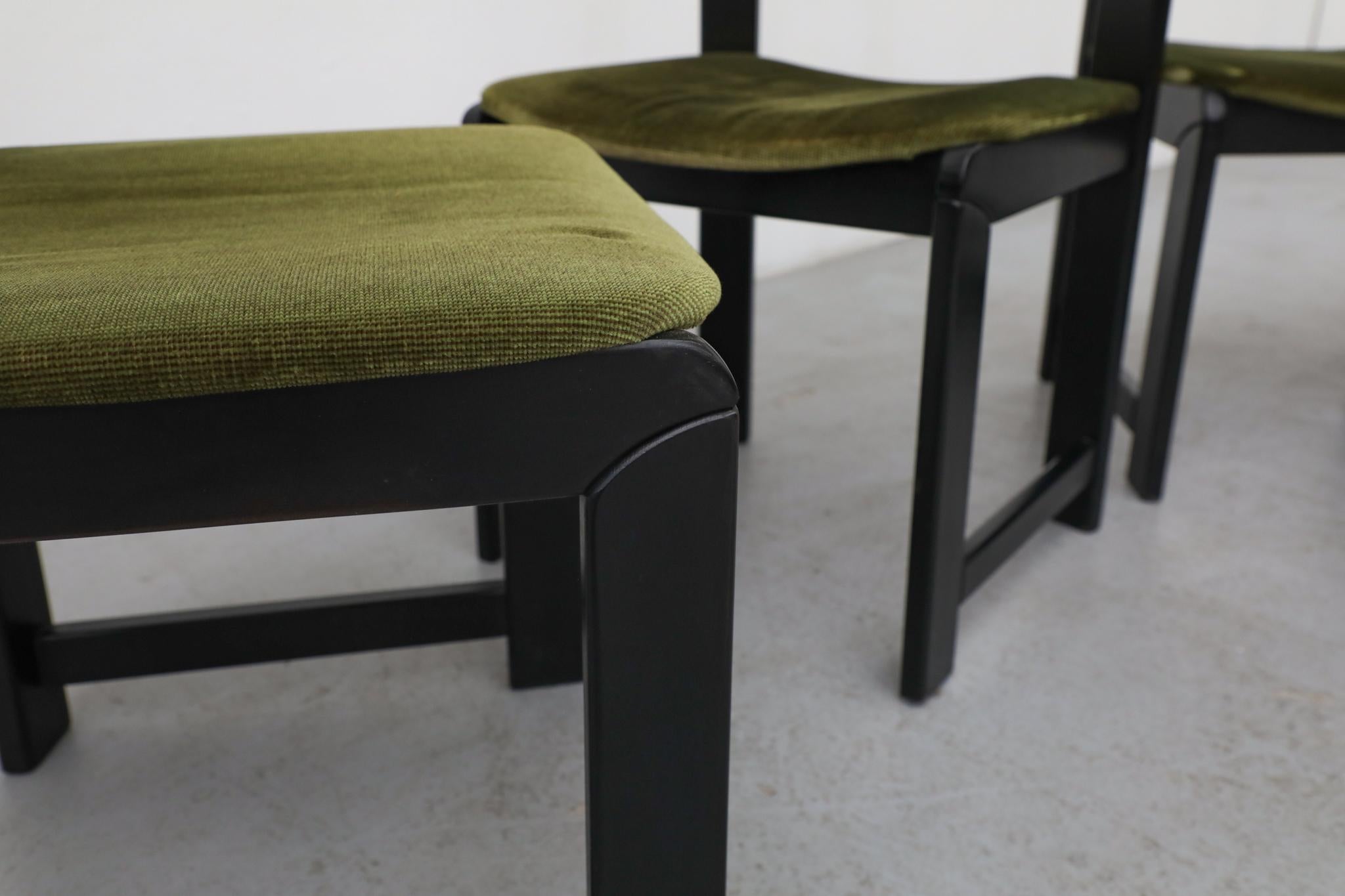 Set of Four Black Lacquer & Green Rizzo Style Dining Chairs im Angebot 8