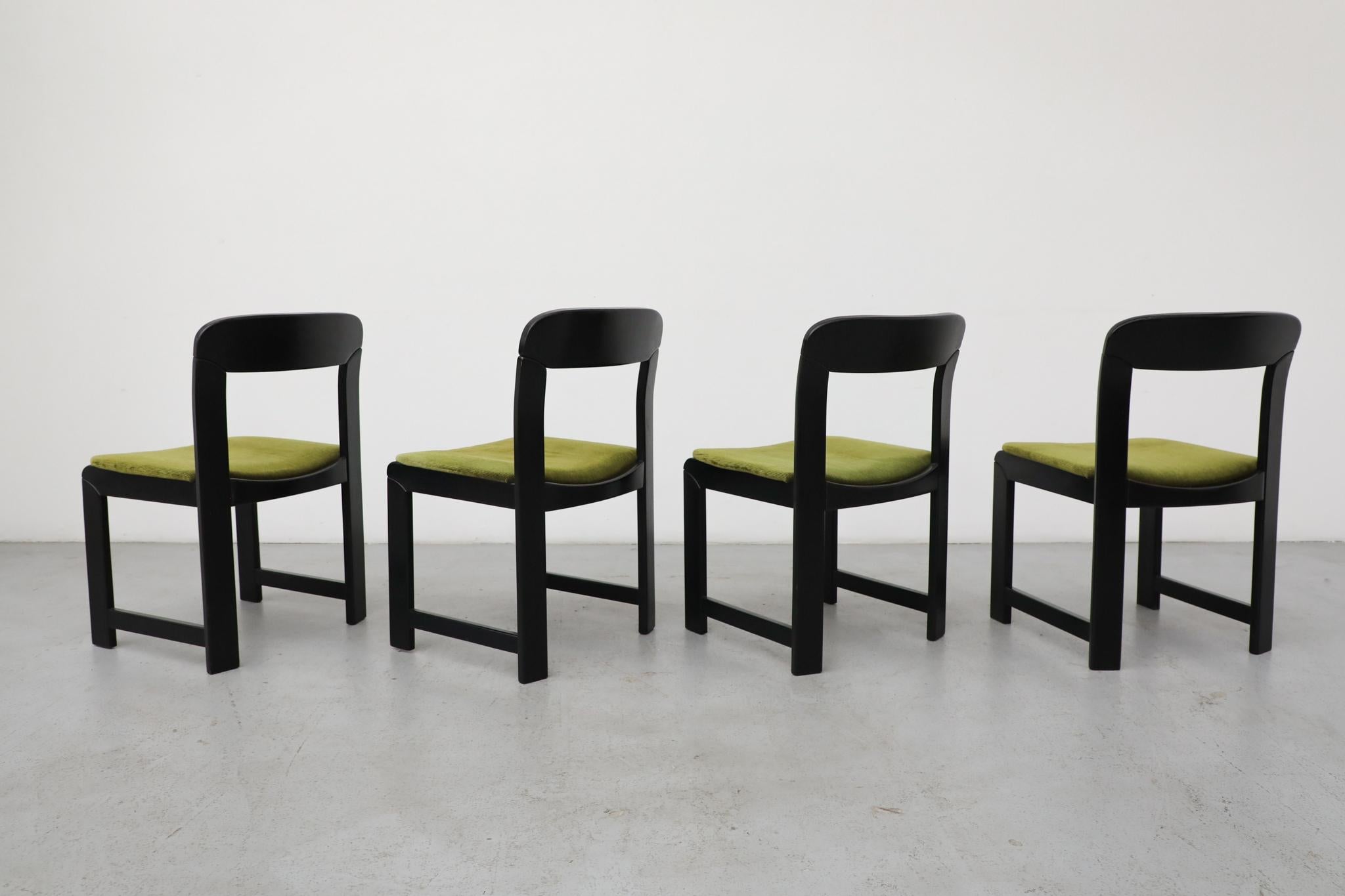 Set of Four Black Lacquer & Green Rizzo Style Dining Chairs (Lackiert) im Angebot