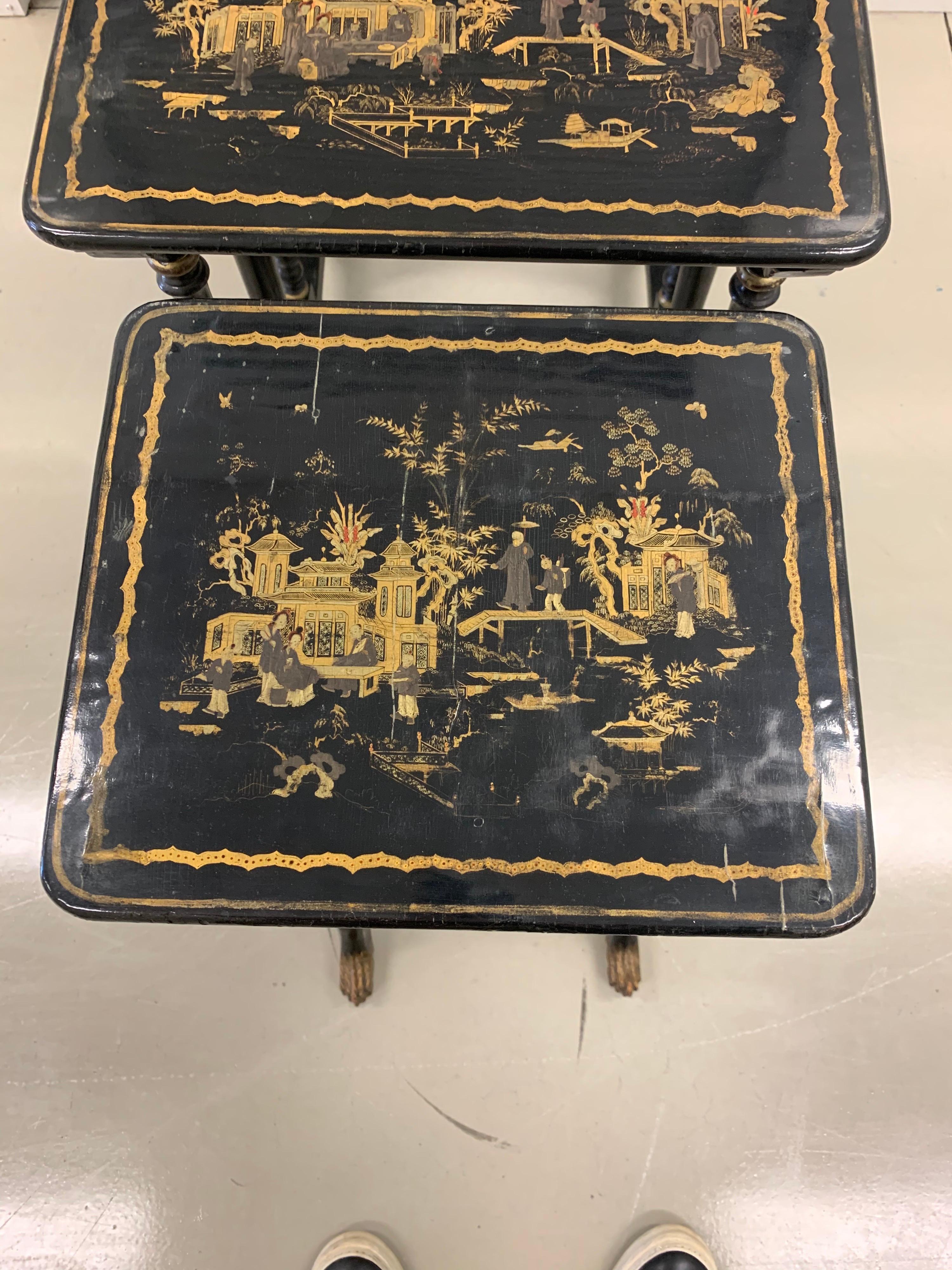 Set of Four Black Lacquered Japanned Chinoiserie Nesting Tables In Good Condition In West Hartford, CT