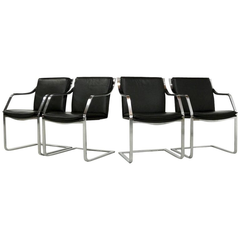 Set of Four Black Leather Armchairs Design Walter Knoll For Sale
