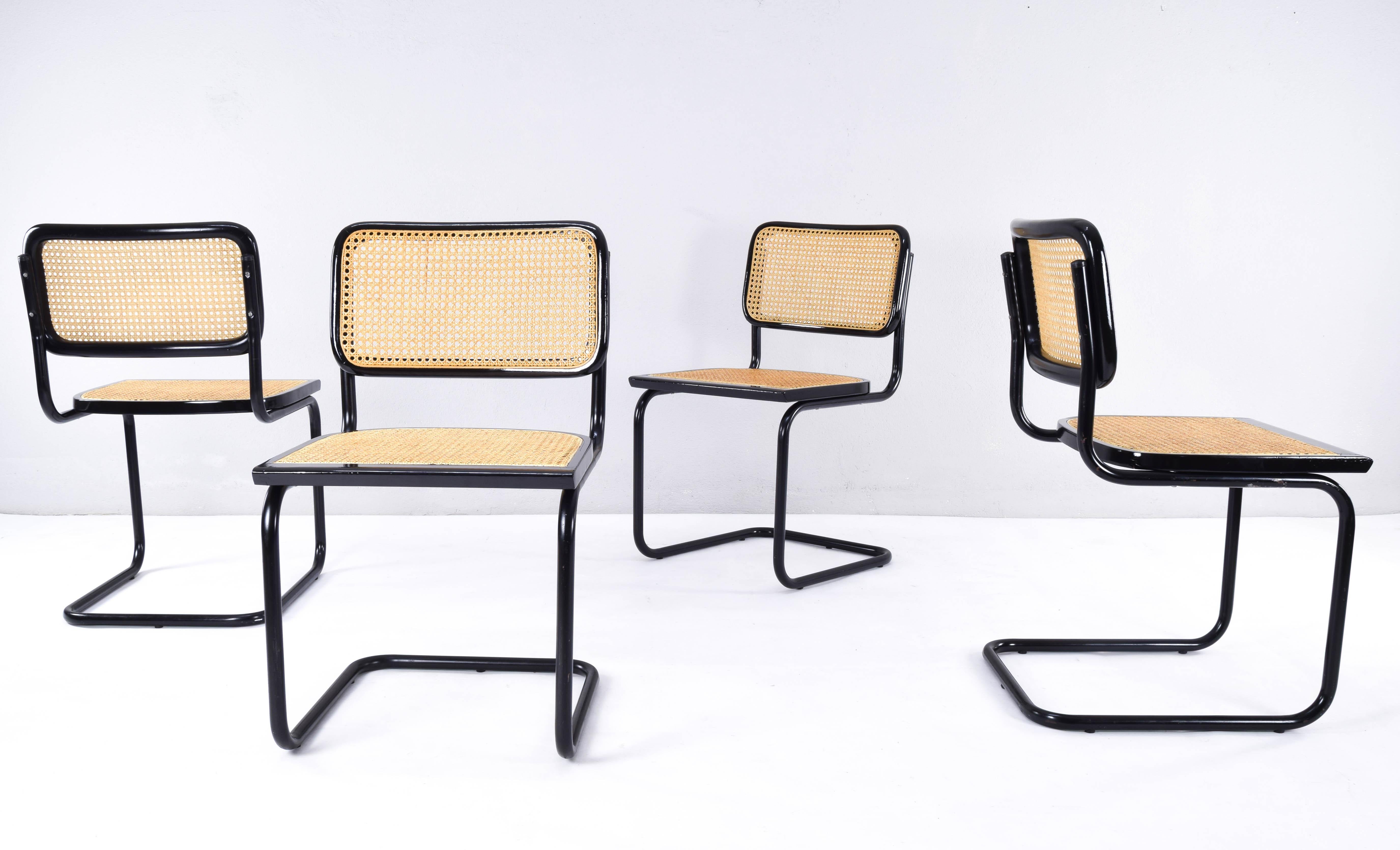 Italian Set of Four Black Mid-Century Modern Marcel Breuer B32 Cesca Chairs, Italy 1970s