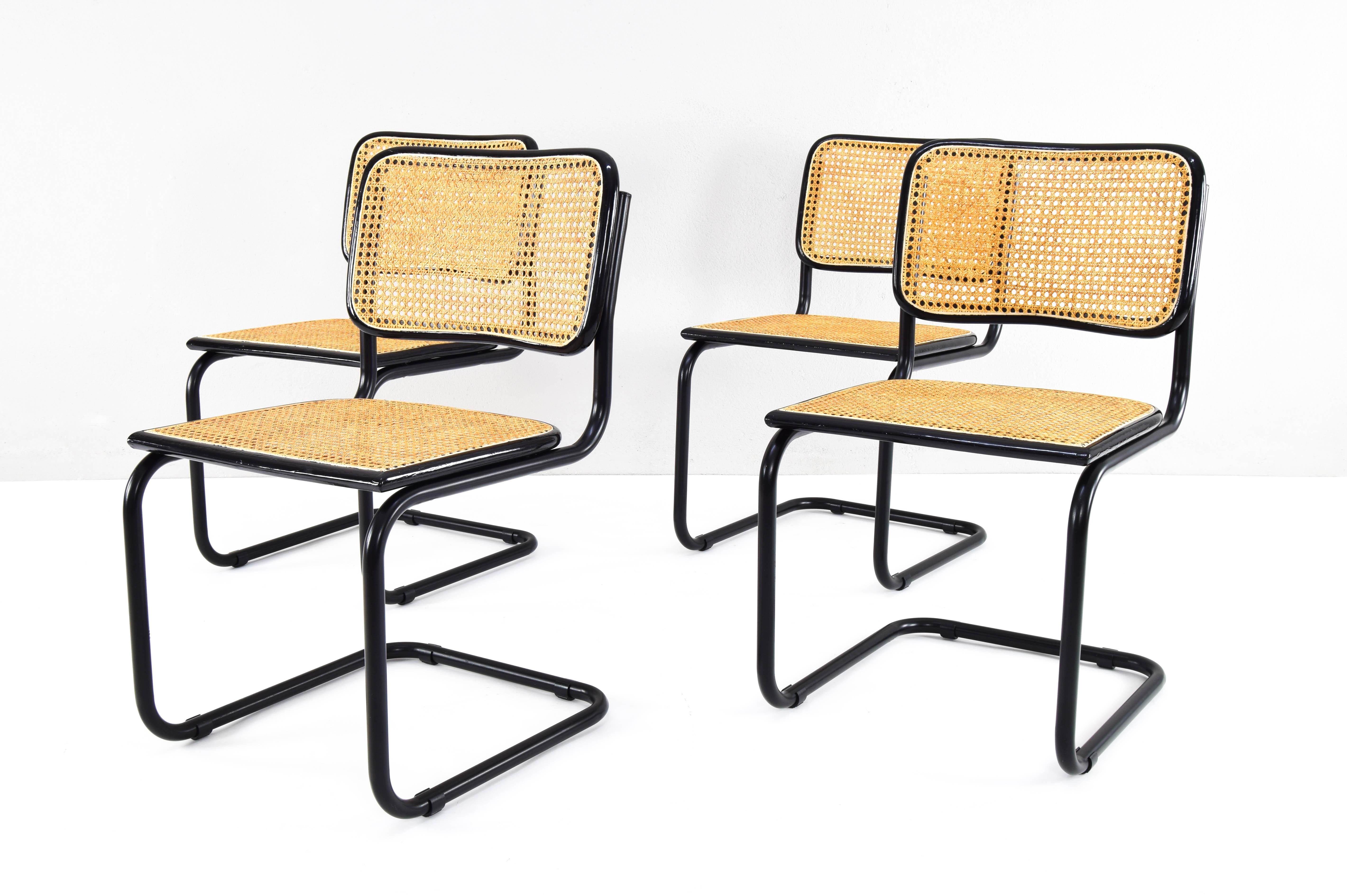 Italian Set of Four Black Mid-Century Modern Marcel Breuer B32 Cesca Chairs, Italy 1970s