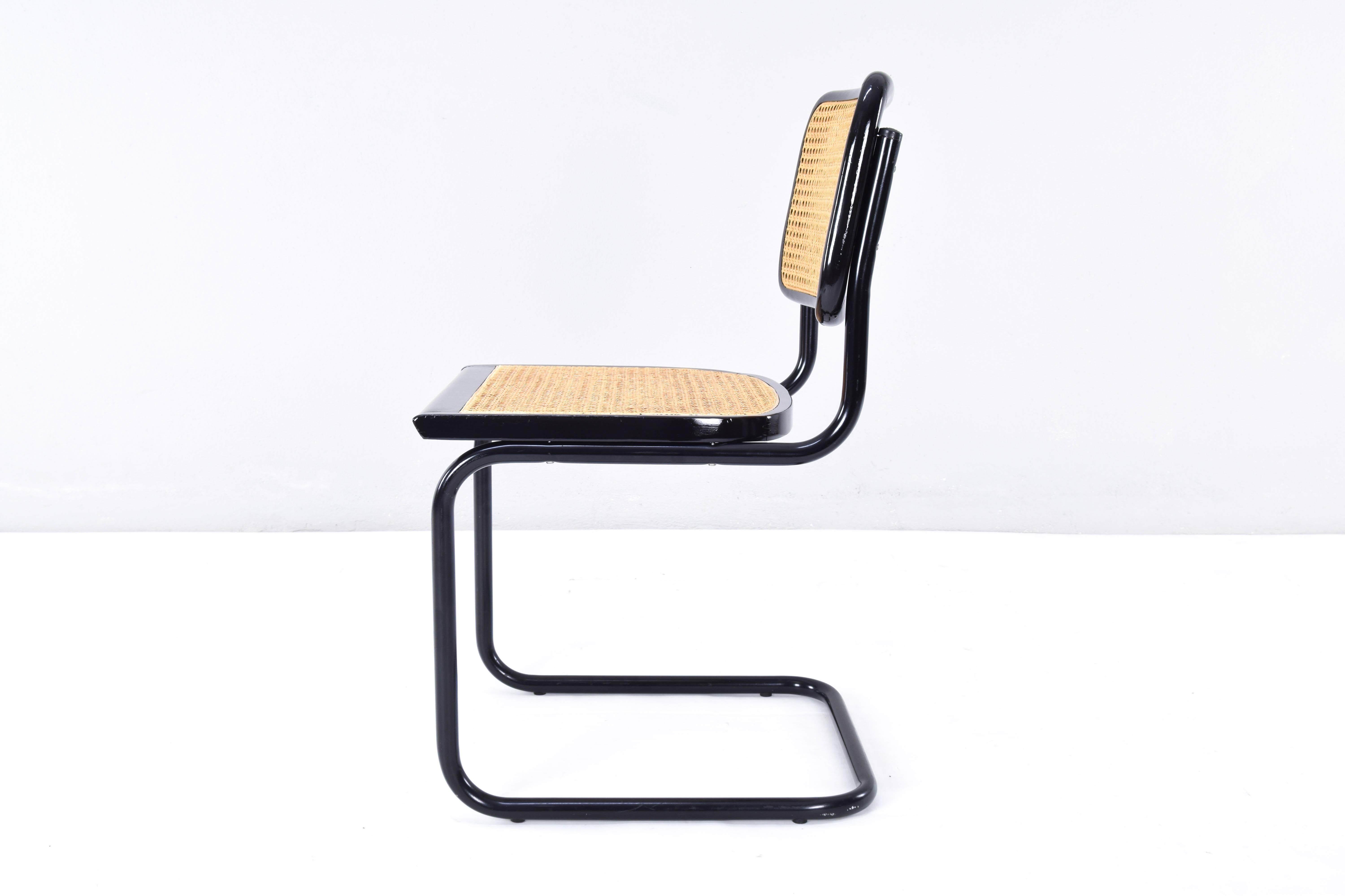 20th Century Set of Four Black Mid-Century Modern Marcel Breuer B32 Cesca Chairs, Italy 1970s