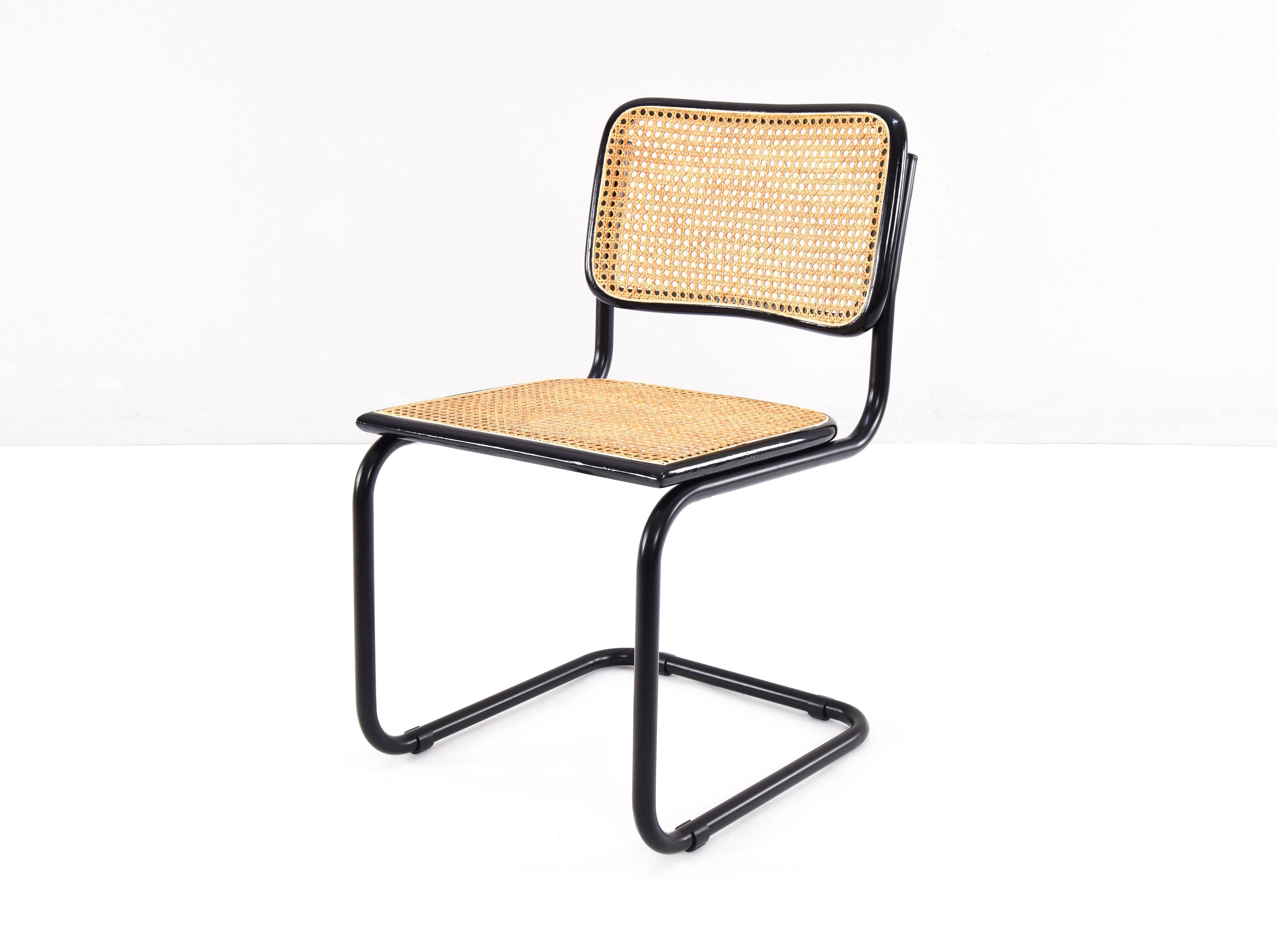Late 20th Century Set of Four Black Mid-Century Modern Marcel Breuer B32 Cesca Chairs, Italy 1970s