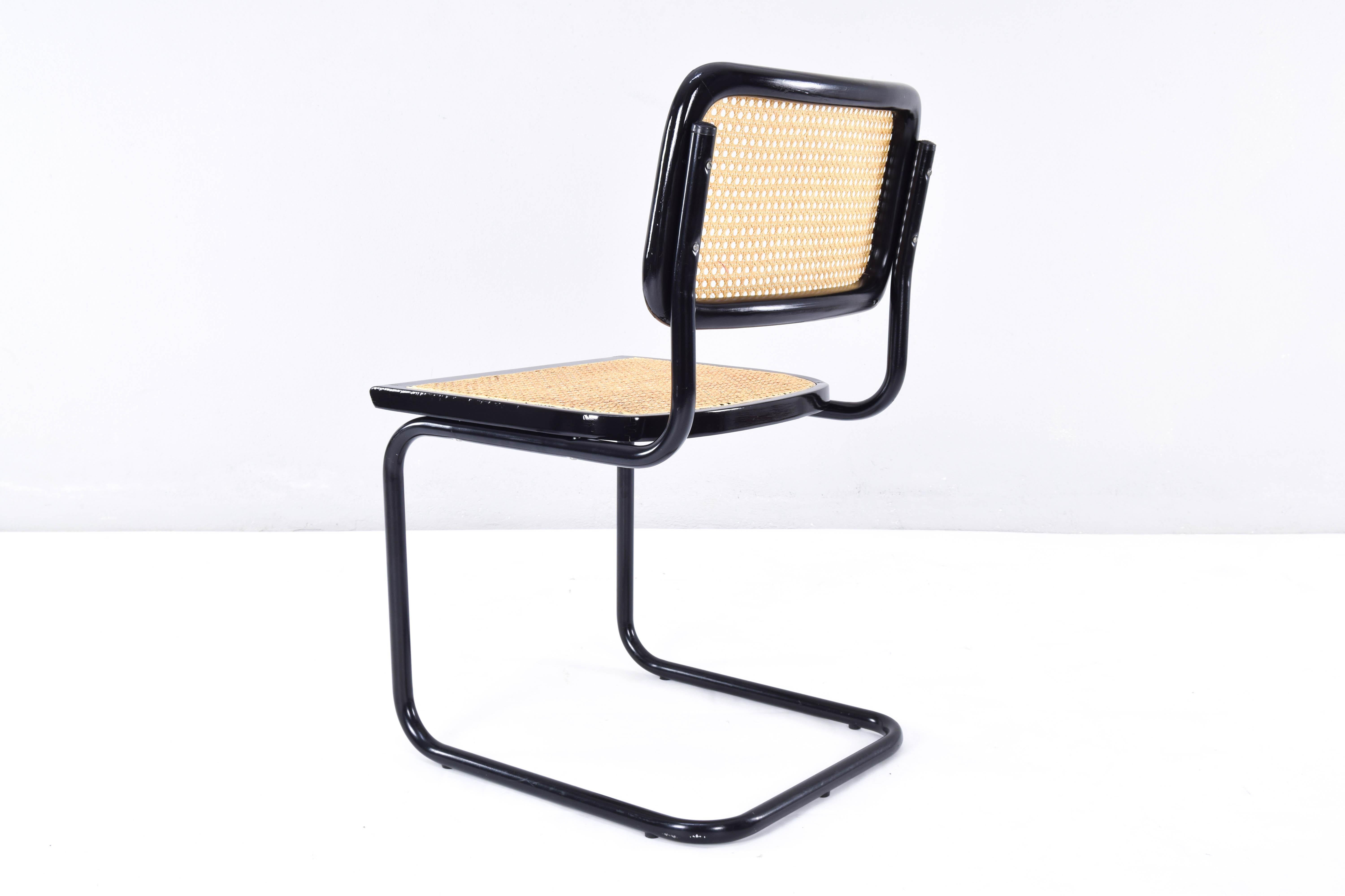 Steel Set of Four Black Mid-Century Modern Marcel Breuer B32 Cesca Chairs, Italy 1970s