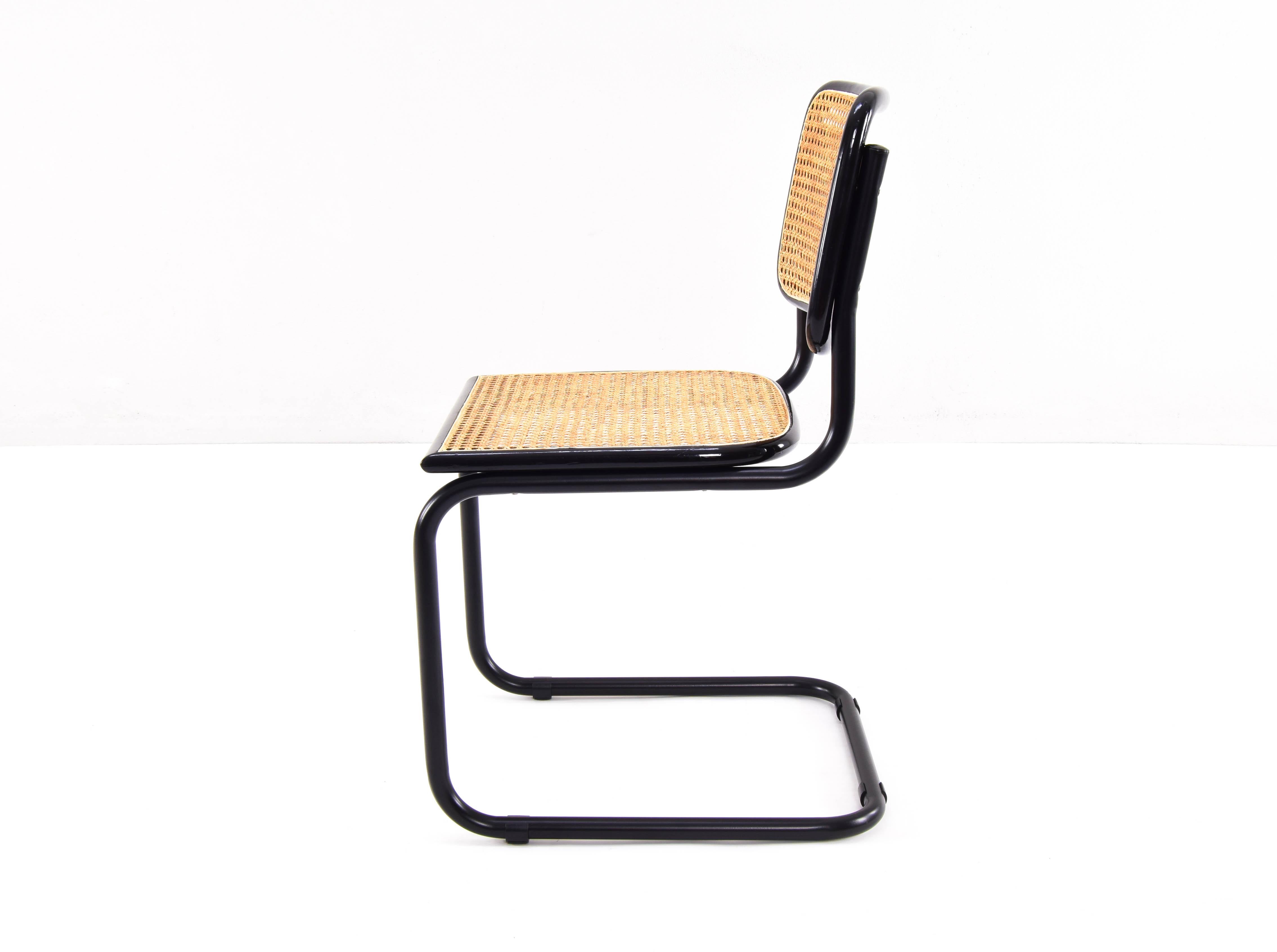 Natural Fiber Set of Four Black Mid-Century Modern Marcel Breuer B32 Cesca Chairs, Italy 1970s