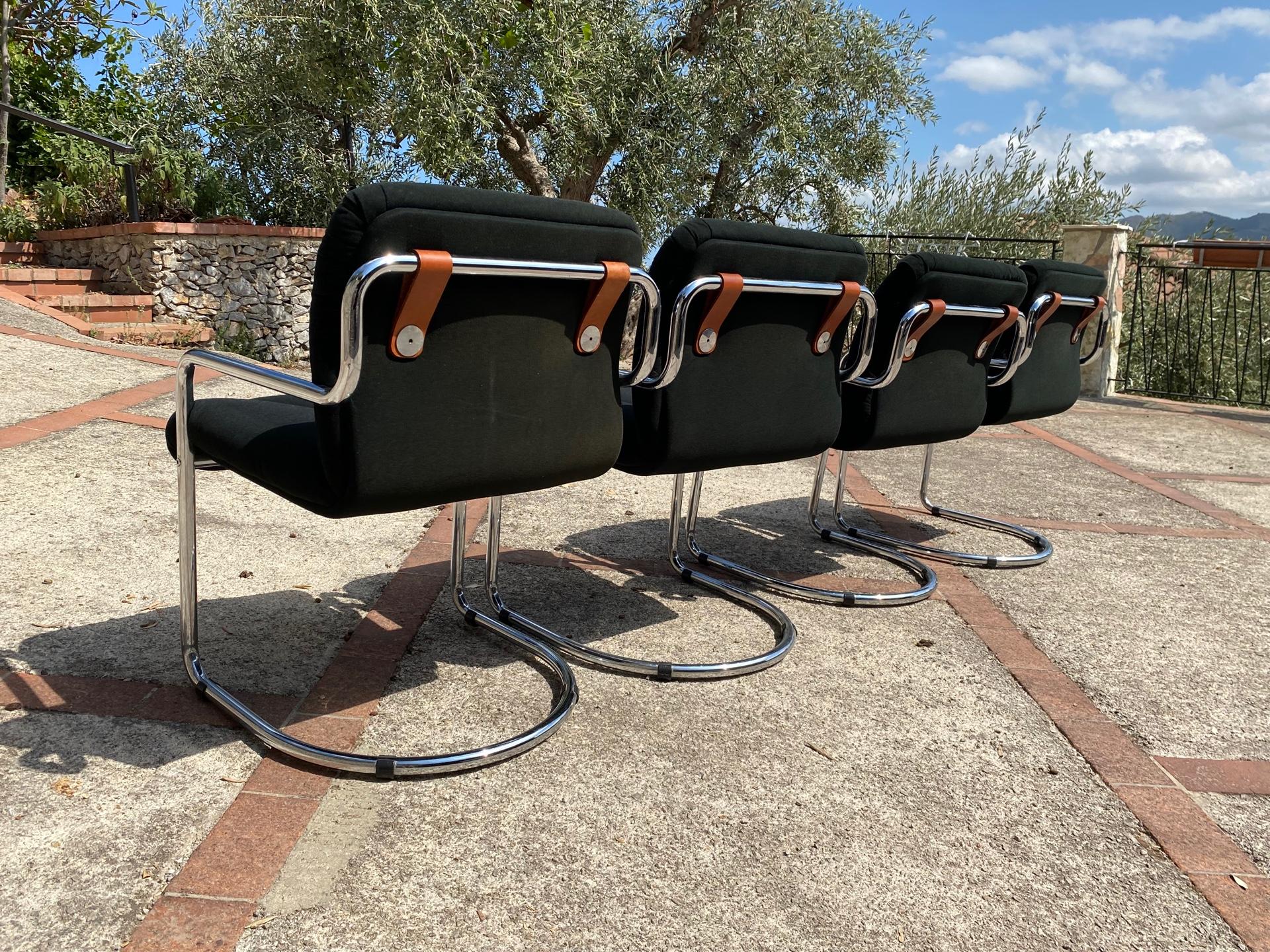 Currently, the most coveted dining chairs by interior designers are these chairs by Guido Faleschini for Hermès.
Condition: Good good original condition, the chrome part, the seat and the leather straps are intact as shown in the photos.