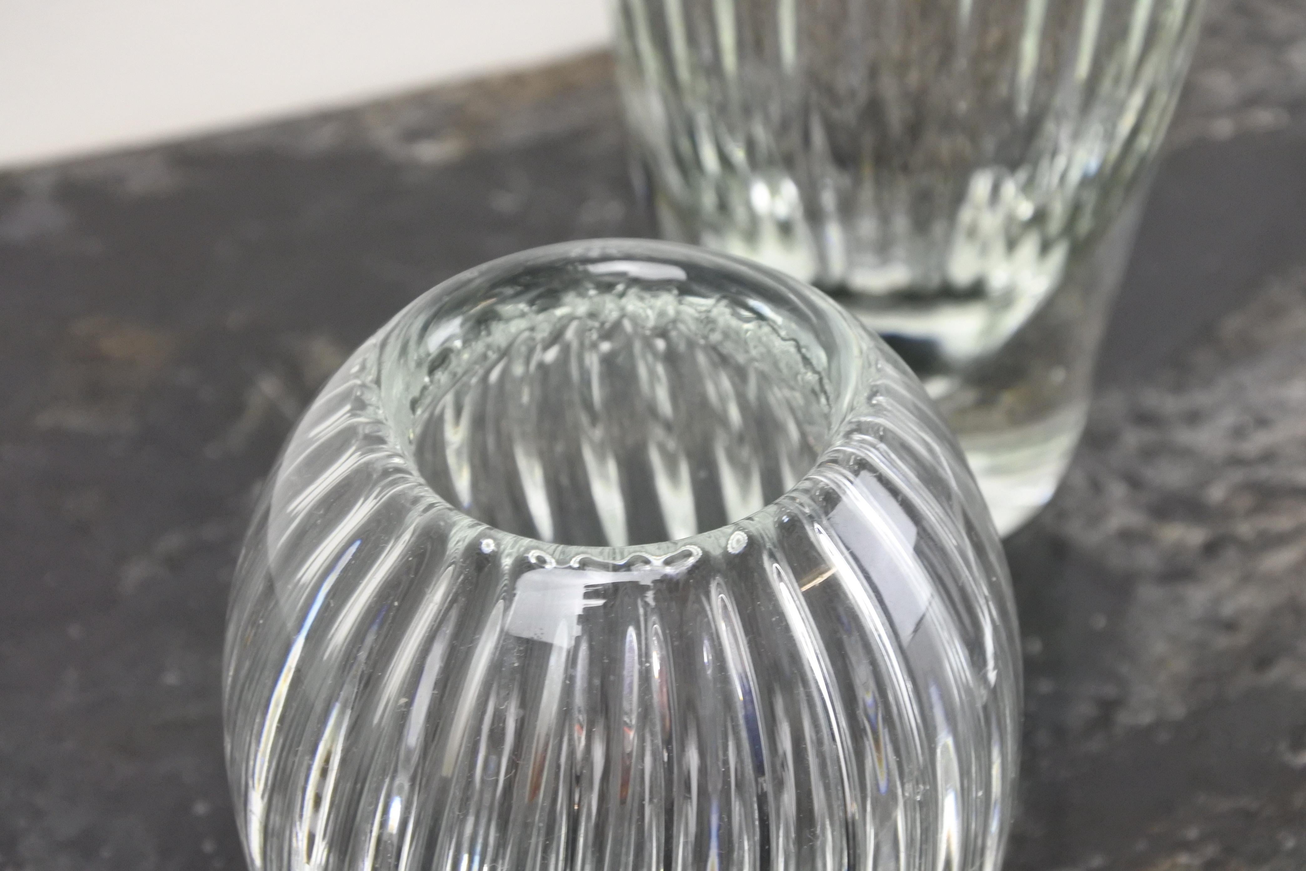 Verre d'art Ensemble de quatre vases en verre d'art soufflé par Iittala, Finlande, 1959 en vente