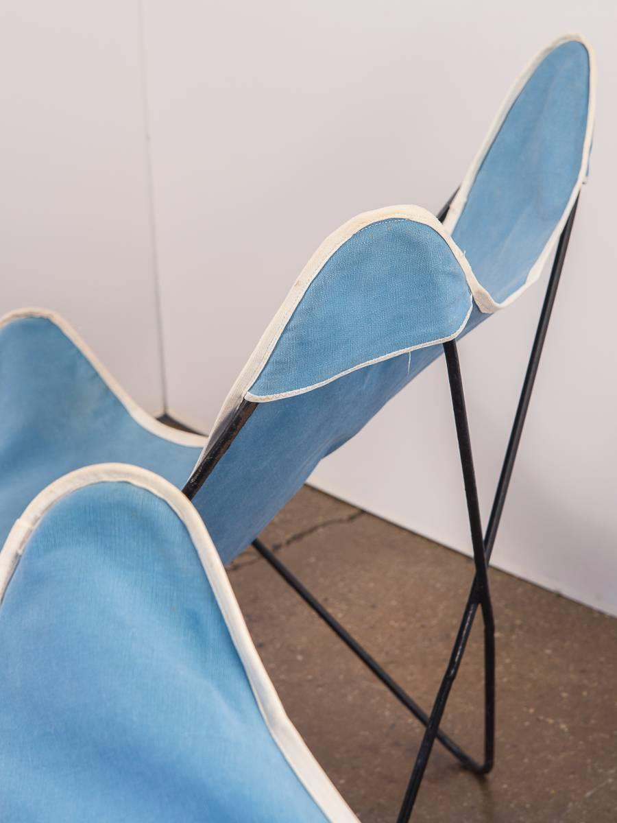 Set of Four Blue Hardoy Butterfly Chairs In Good Condition In Brooklyn, NY