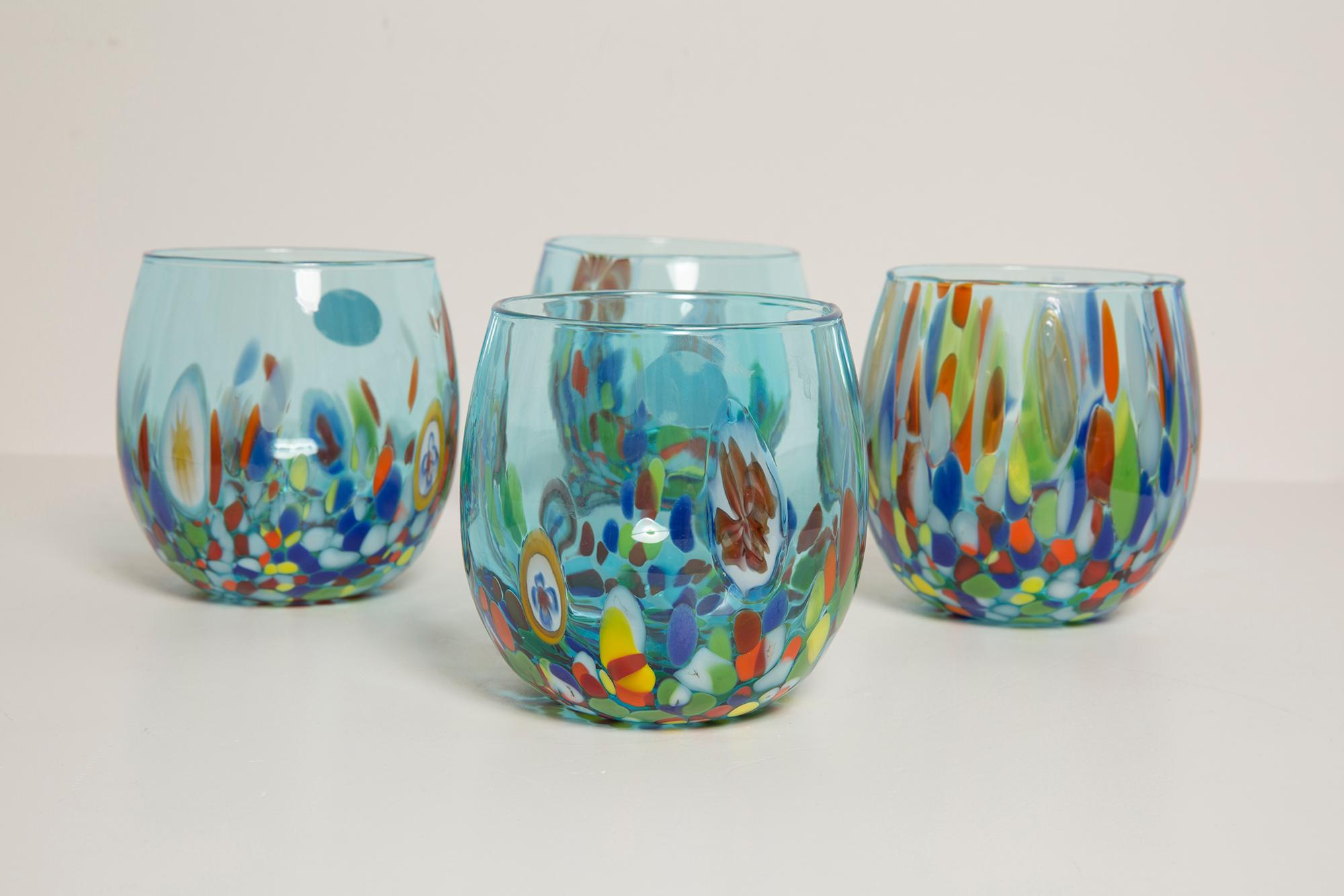 Verre Ensemble de quatre verres bleus de Murano, Italie, Europe, années 2000 en vente