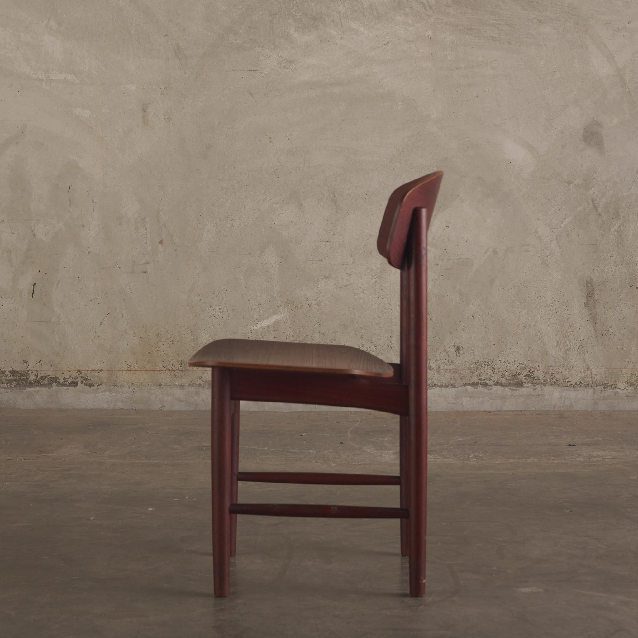 Mid-Century moderno Set di quattro sedie da pranzo Borg Mogensen in vendita