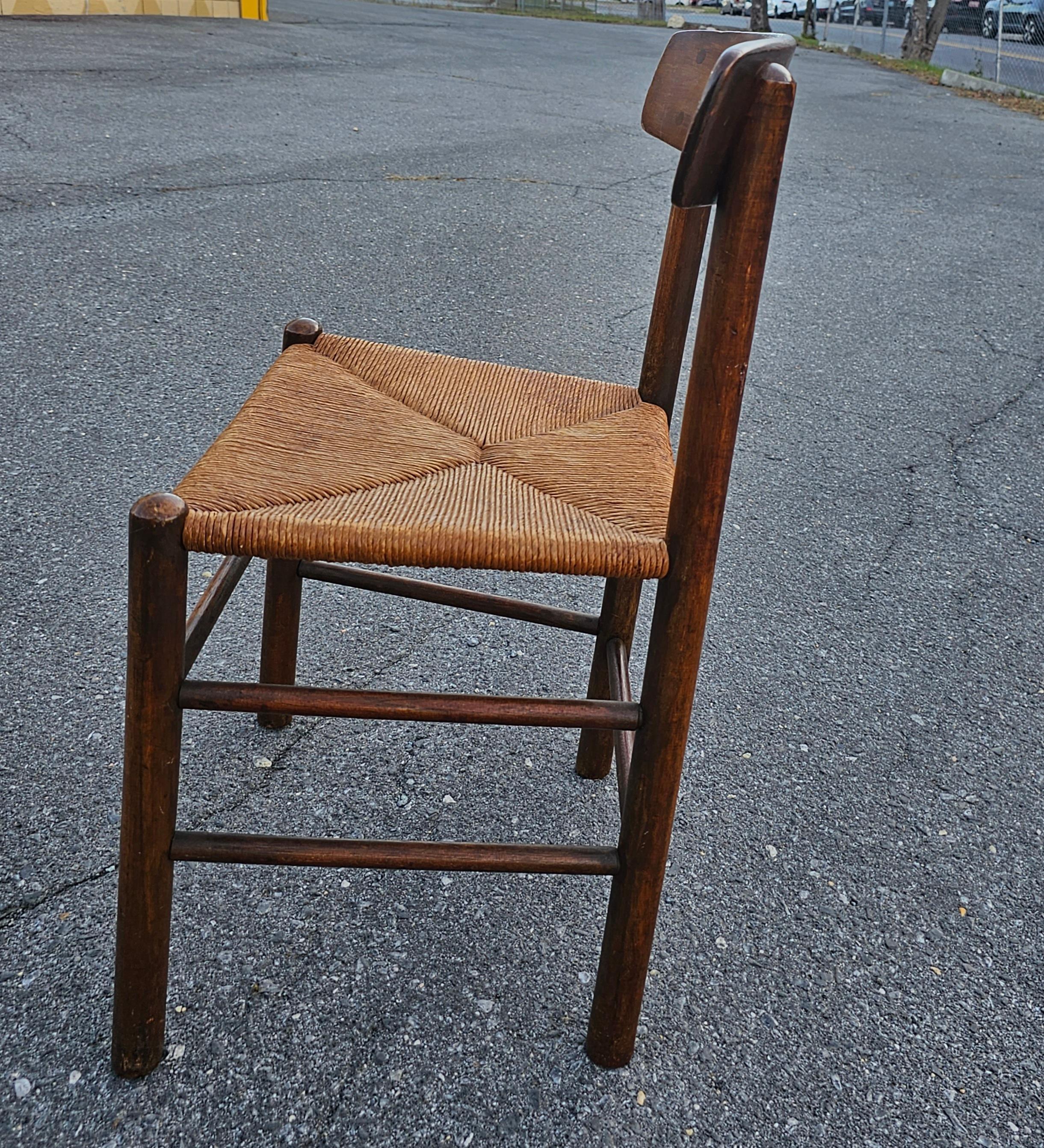 Set of Four Borge Mogenson J39 Rush Seat Side Chairs In Good Condition For Sale In Germantown, MD