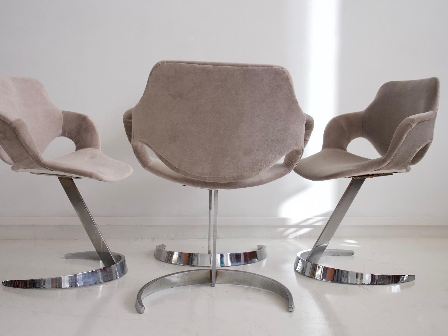 Set of Four Boris Tabacoff Chromed Steel Dining Chairs In Good Condition In Madrid, ES
