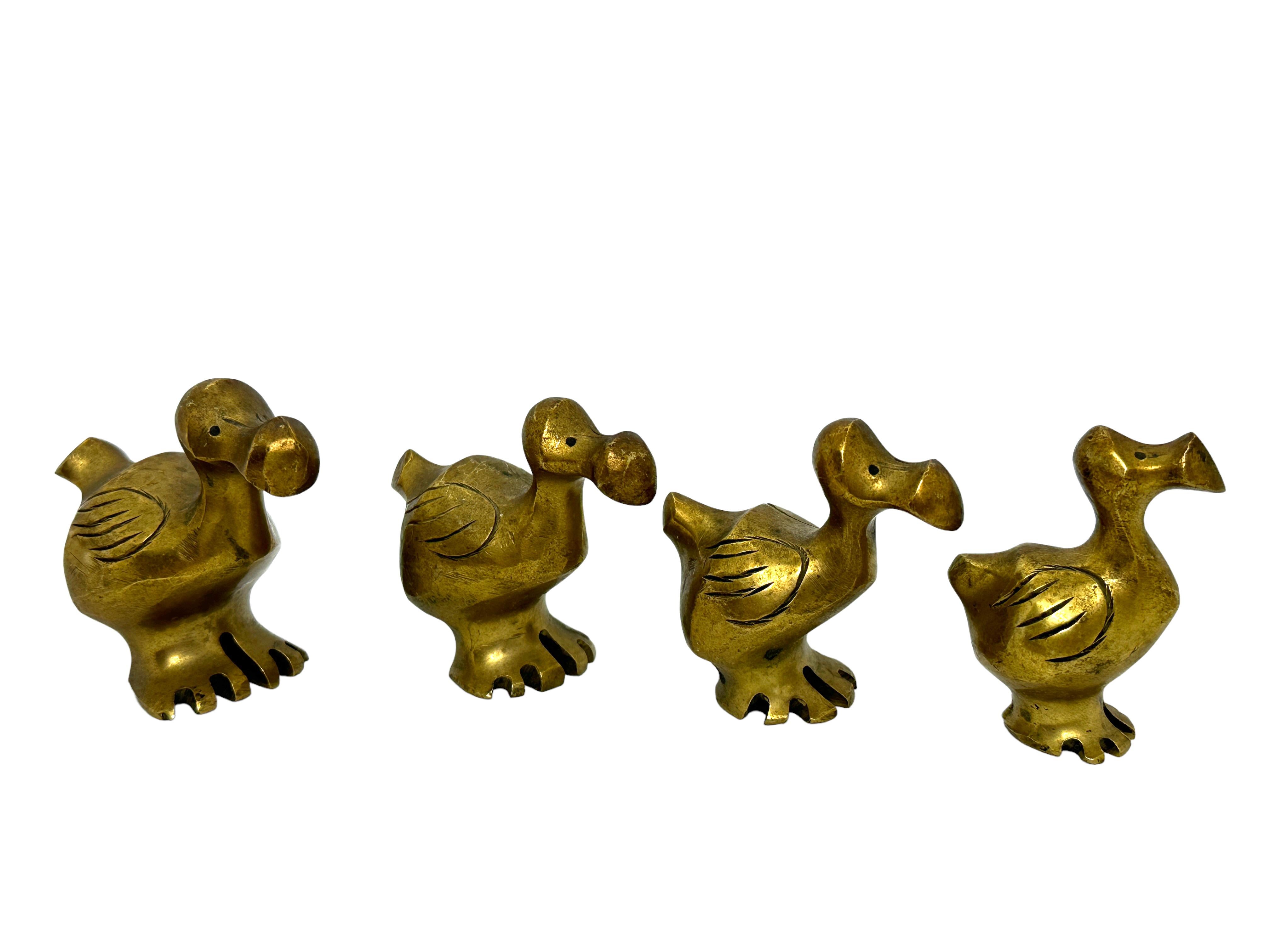 family of 4 figurine