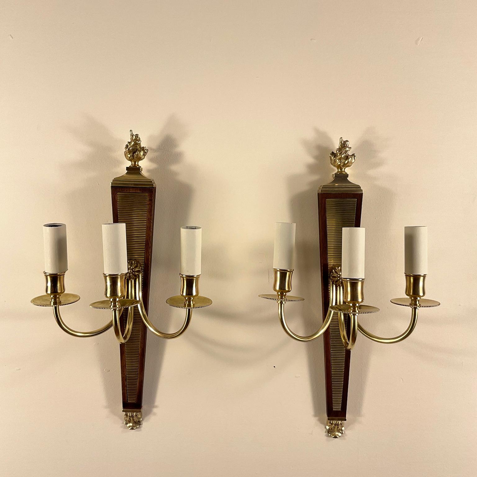 Neoclassical Set of Four brass Neoclasical Sconces Attributed to André Arbus 1940s France For Sale